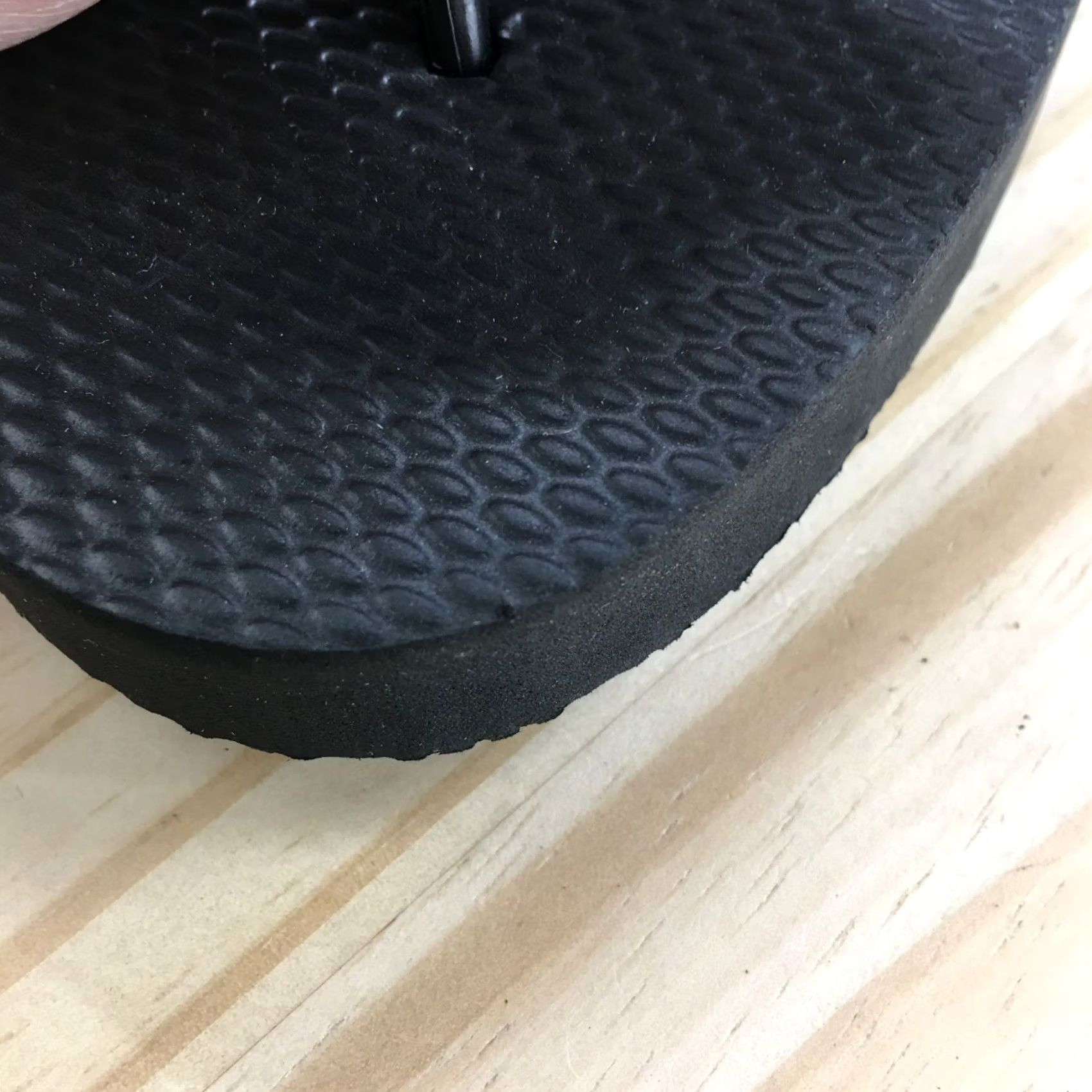 Old Navy Old Navy Sandals Womens 10 Flip Flop Black Toe-Post Comfort Casual Low Top NEW Size L / US 10 / IT 46 - 6 Thumbnail