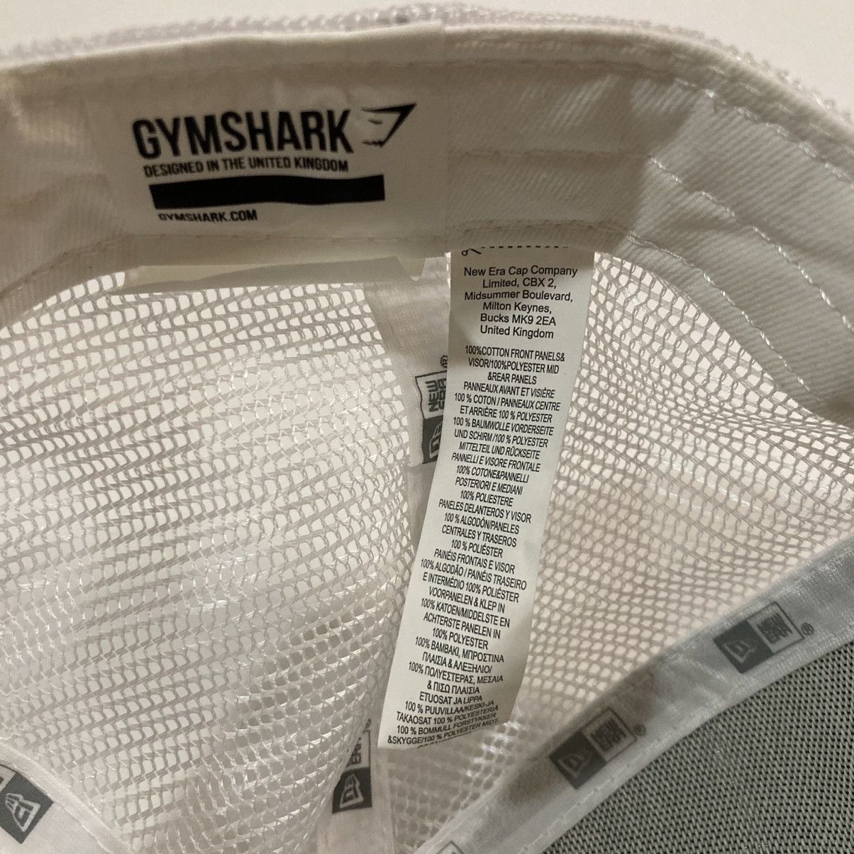 Designer × Gymshark Gymshark New Era Mens Snapback blue & white trucker hat Size ONE SIZE - 11 Thumbnail