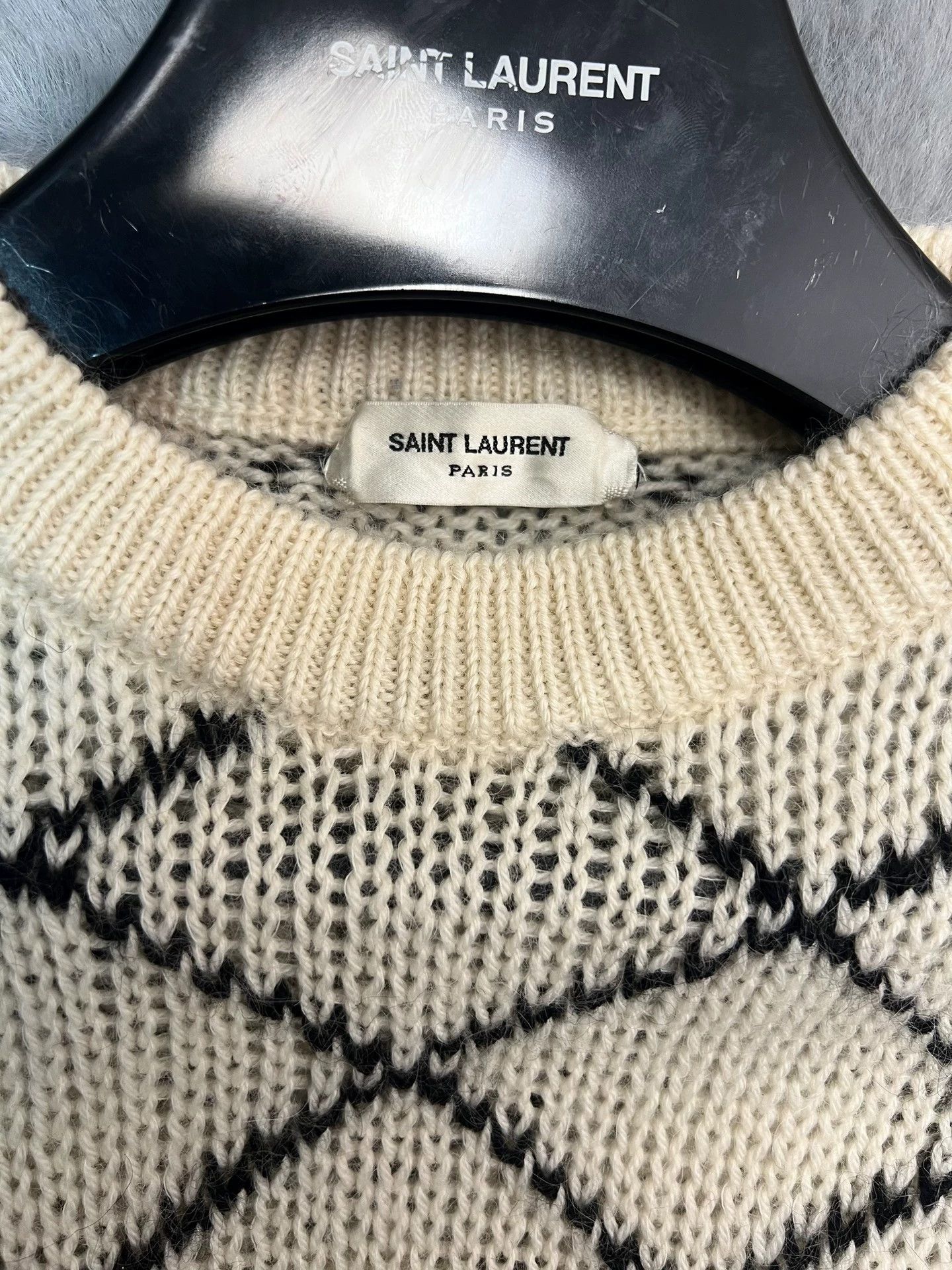Saint Laurent Paris Authentic Saint Laurent Off-White Checkered Wool Sweater Size L / US 10 / IT 46 - 4 Thumbnail