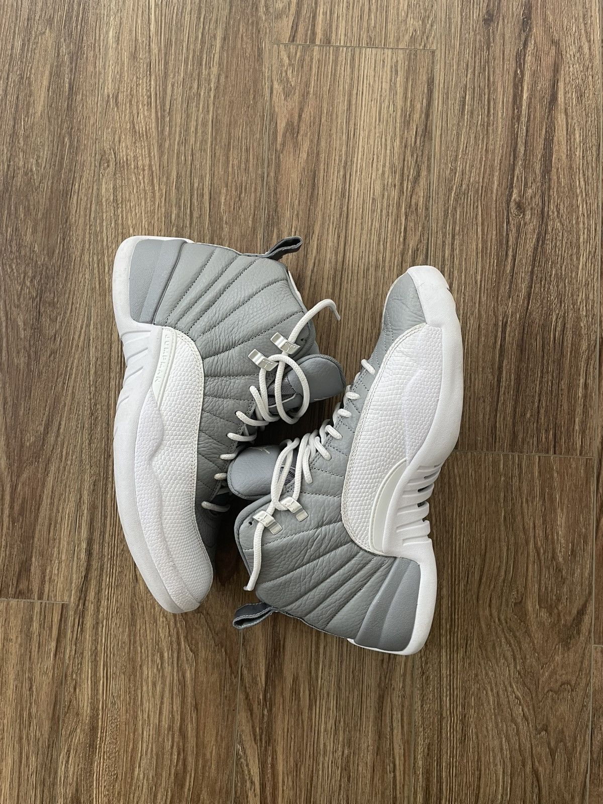 Jordan Brand jordan 12 retro stealth Size US 9.5 / EU 42-43 - 1 Thumbnail