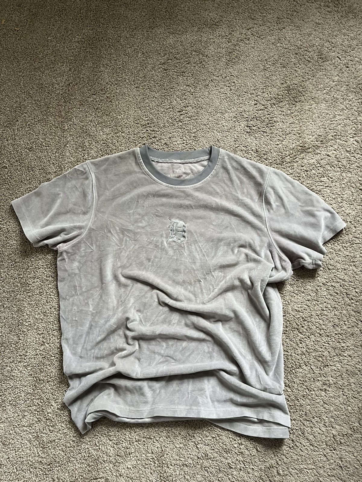 MLB × Vintage MLB Detroit Tigers Velvet Tee Size US L / EU 52-54 / 3 - 1 Thumbnail