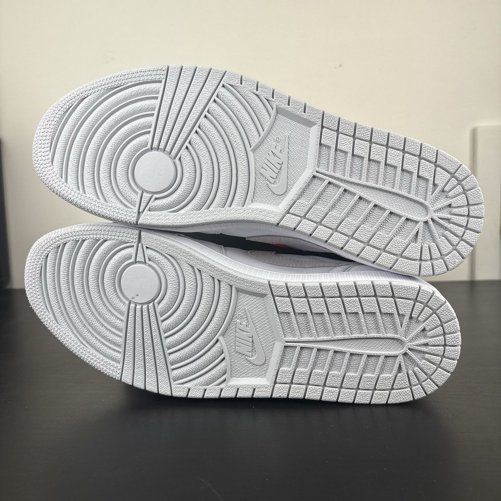 Nike Size 12 - Jordan 1 Low OG Neutral Gray Size US 12 / EU 45 - 4 Thumbnail