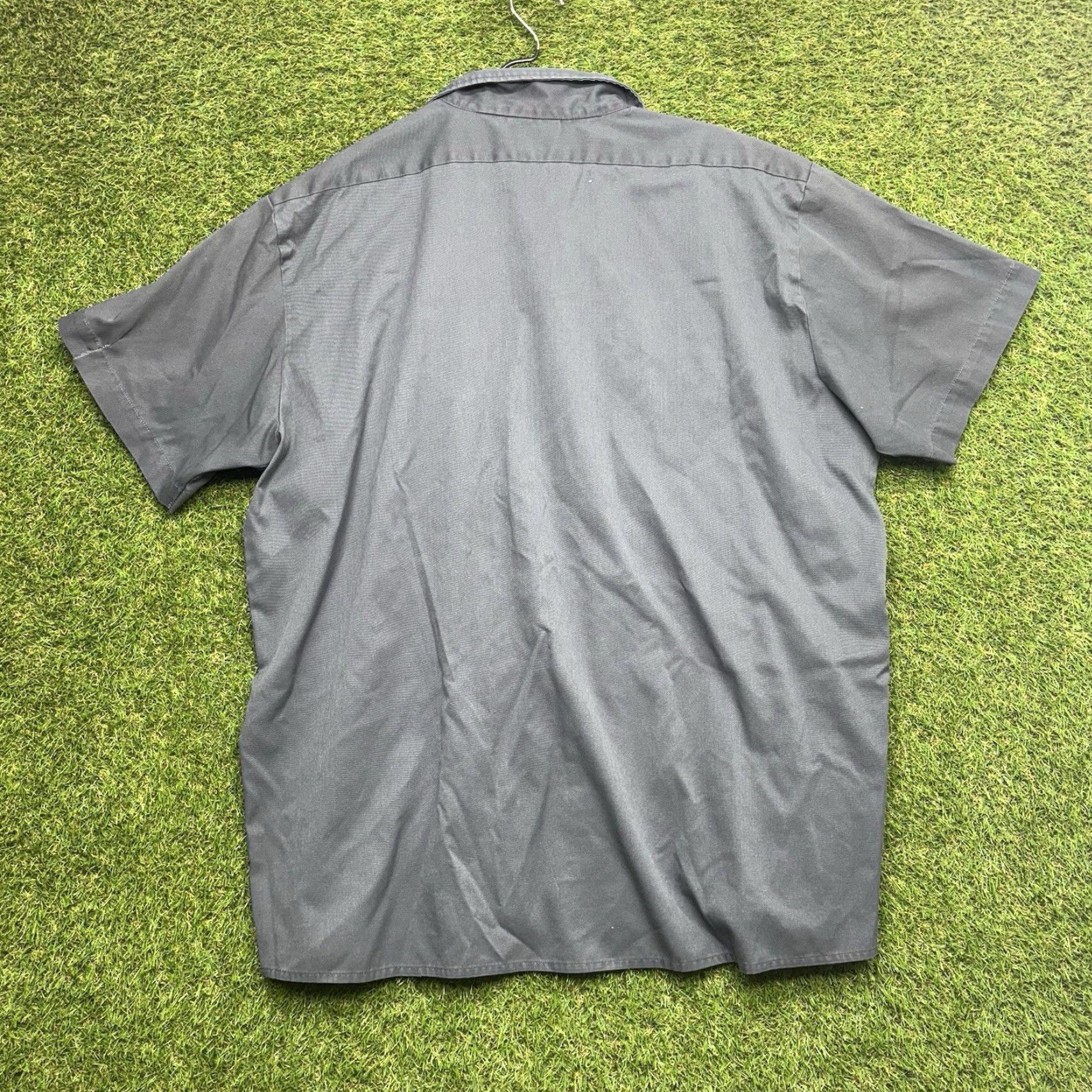 Dickies Dickies Flex Button Up Shirt Mens 3XL Short Sleeve Grey Solid Workwear Mechanic Size US XXL / EU 58 / 5 - 2 Thumbnail
