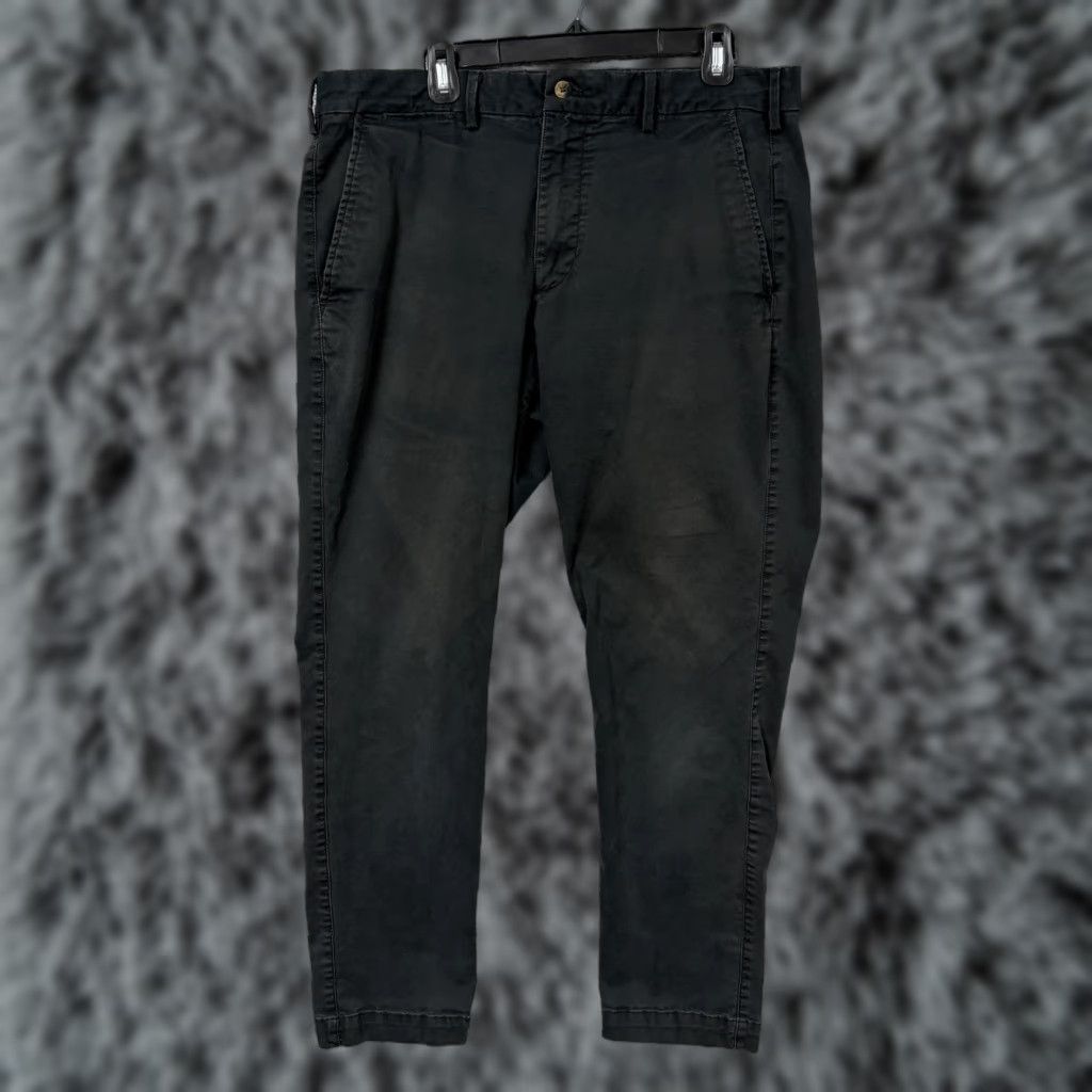 Gap Gap Essential Khaki Pants Mens Size 36x28.5 Black Athletic Stretch Chino Office Slim Tapered Flat Front Zip Button Pocket Size US 36 / EU 52 - 1 Thumbnail
