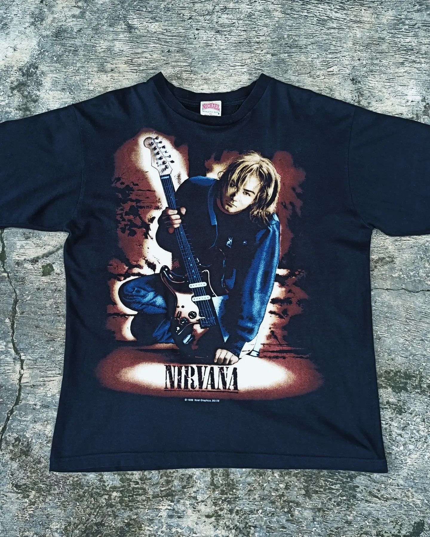 Band Tees × Nirvana Nirvana ©1999 Michael Tag | Grailed