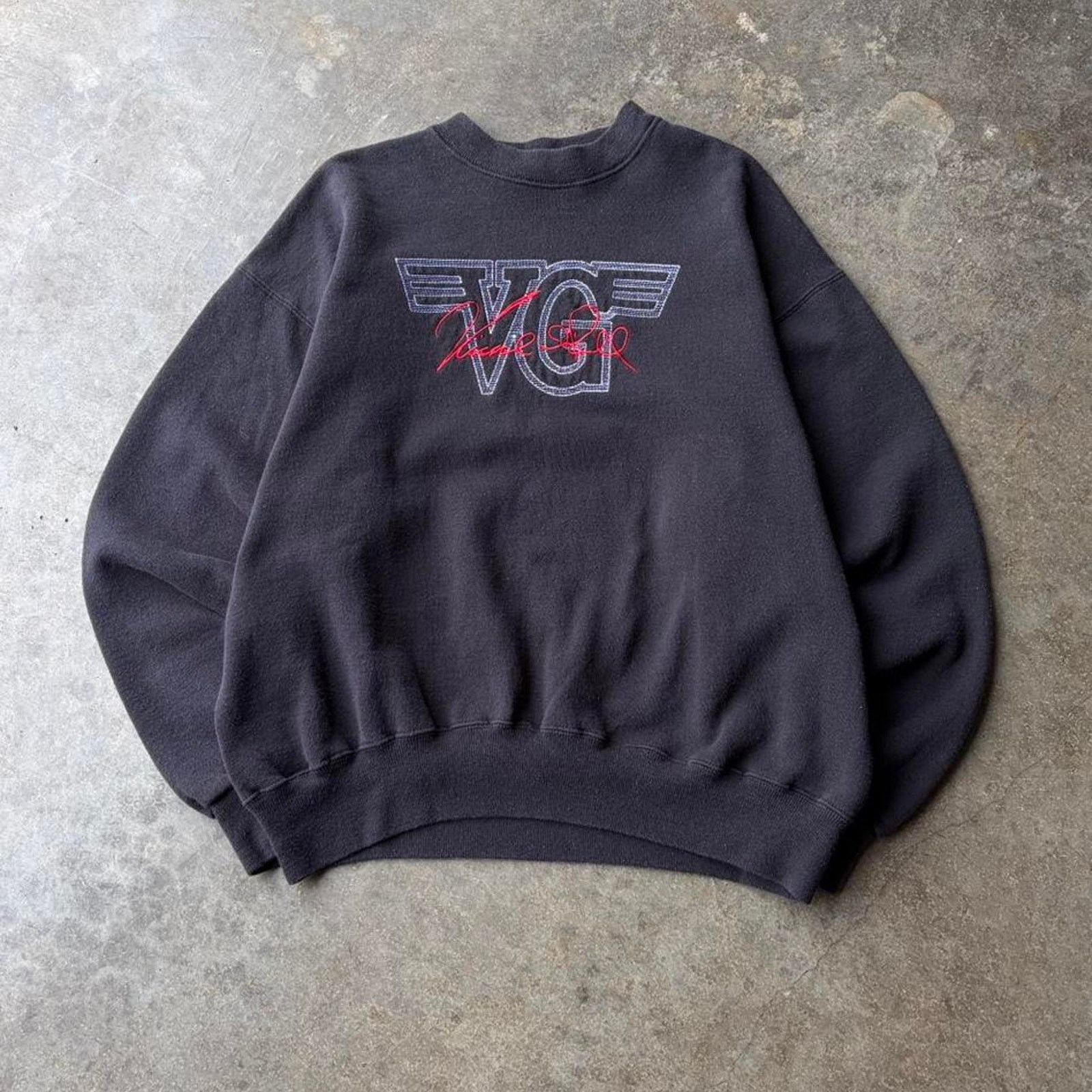 Hanes 90s vince gill black crewneck Size US XL / EU 56 / 4 - 1 Thumbnail