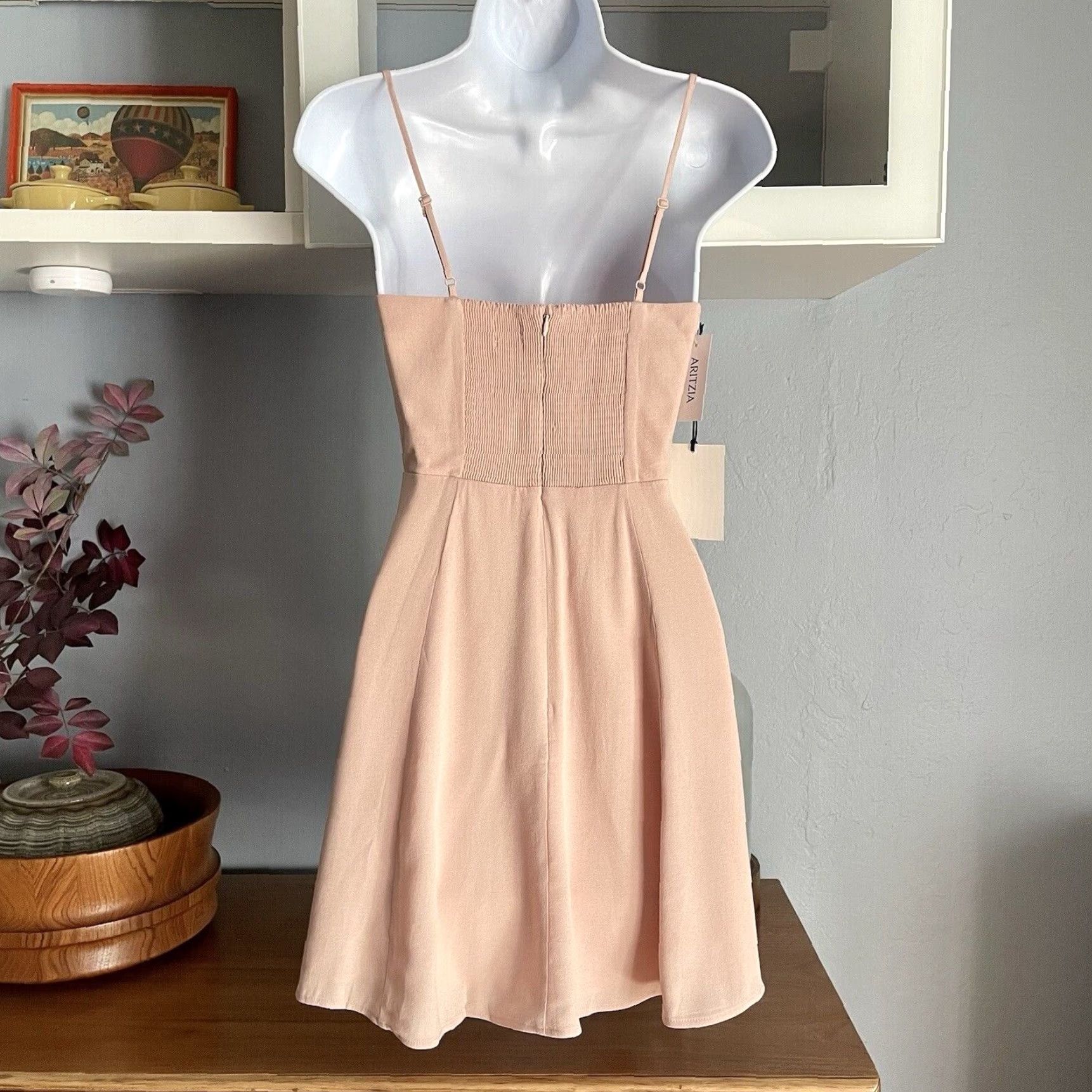 Vintage Aritzia Sunday Best Flirt Mini Dress in Rose Quartz Size 0 - Women Dress, Mini, Pink, 0, Regular, Solid, Short Size XS / US 0-2 / IT 36-38 - 4 Thumbnail
