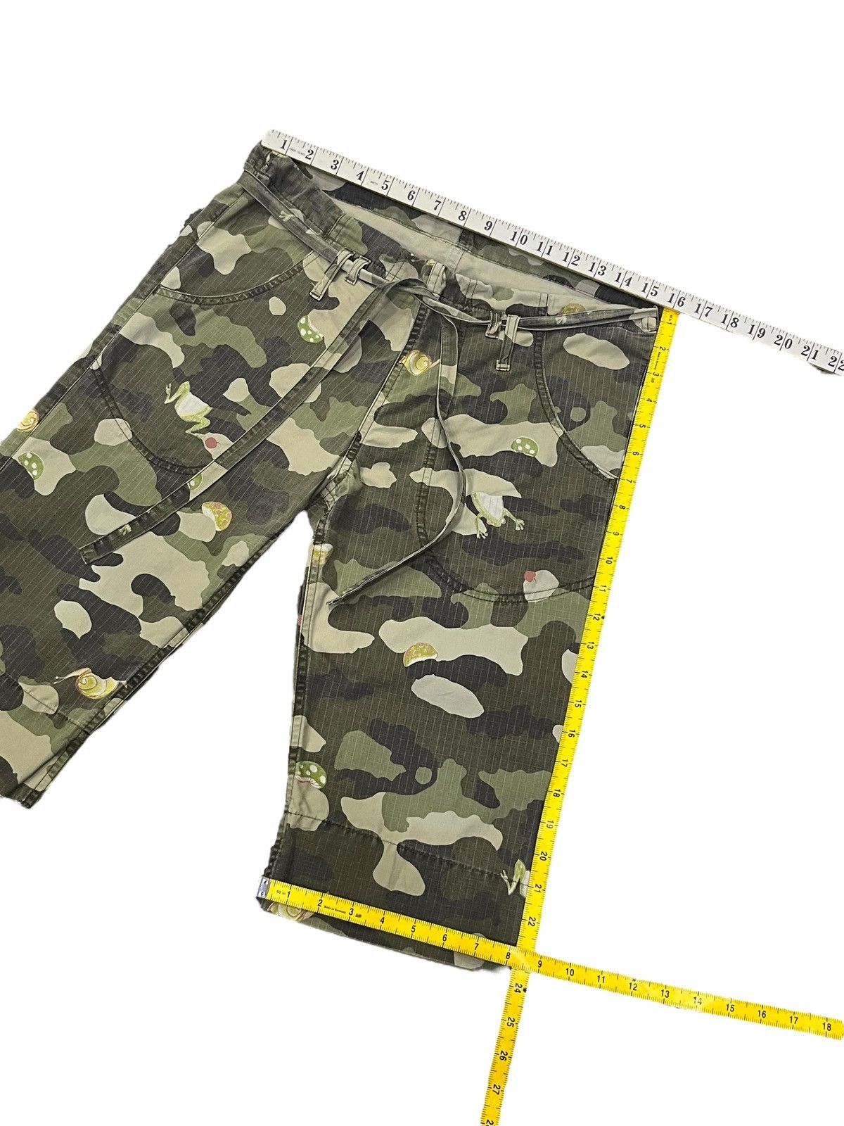 Issey Miyake Vintage TSUMORI CHISATO Green Camouflage Drawstring Shorts Size US 30 / EU 46 - 13 Thumbnail