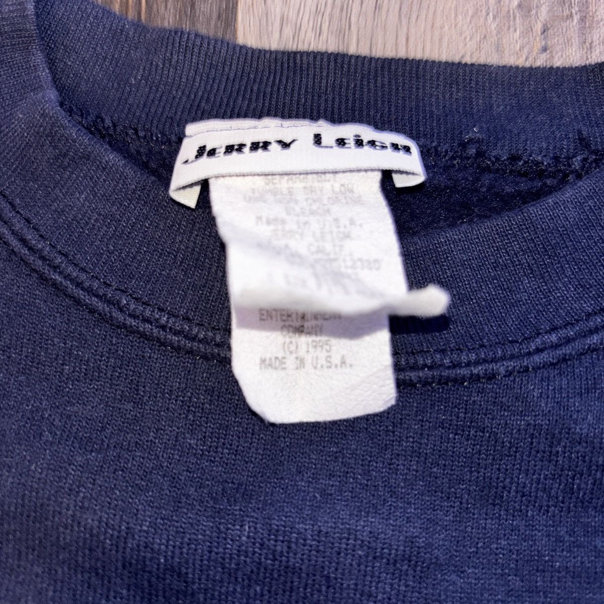 Warner Bros 1994 Looney Tunes Sweater Size US L / EU 52-54 / 3 - 4 Thumbnail