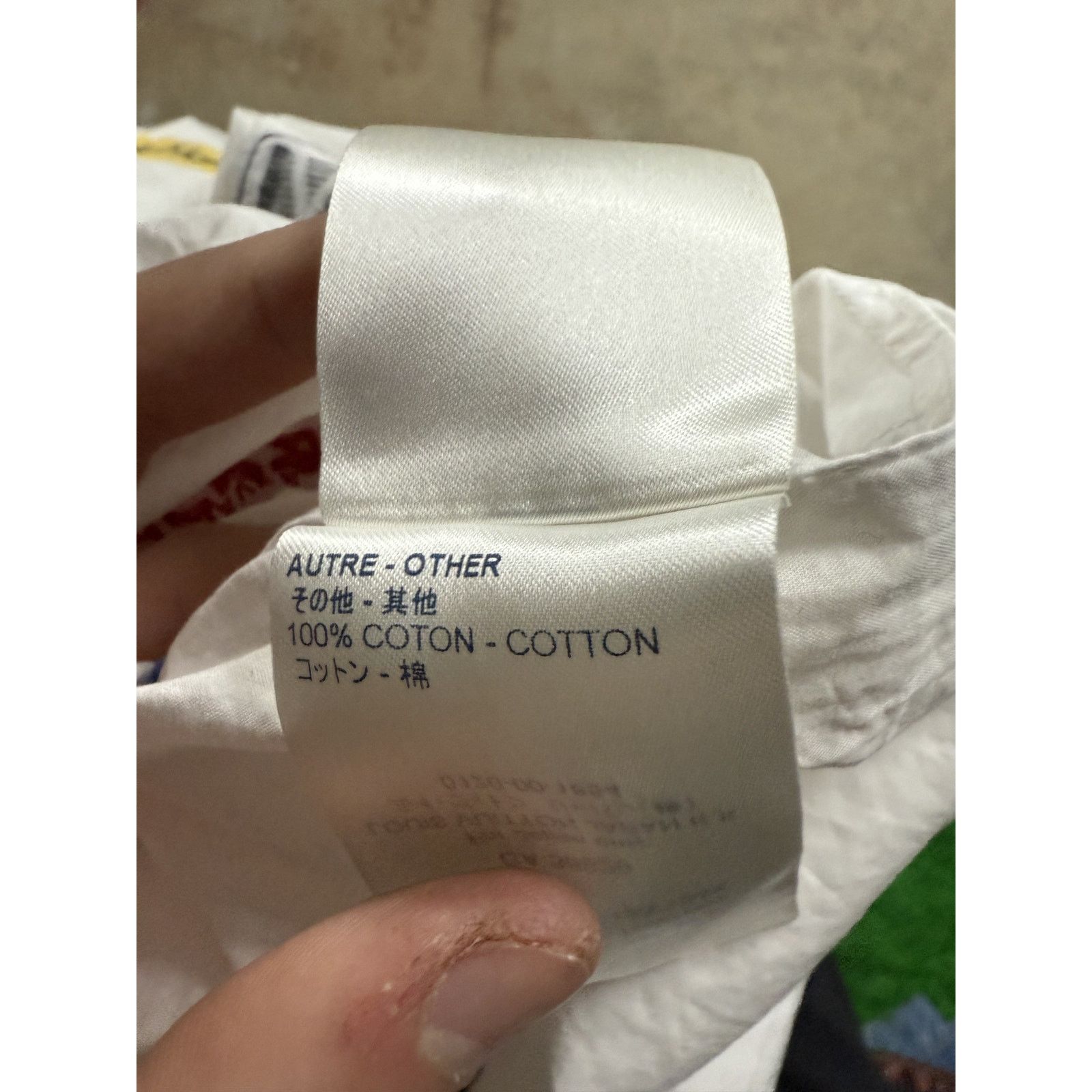 Louis Vuitton LV Multi Logo Button Down White Like New Medium With Tags Size US M / EU 48-50 / 2 - 7 Thumbnail