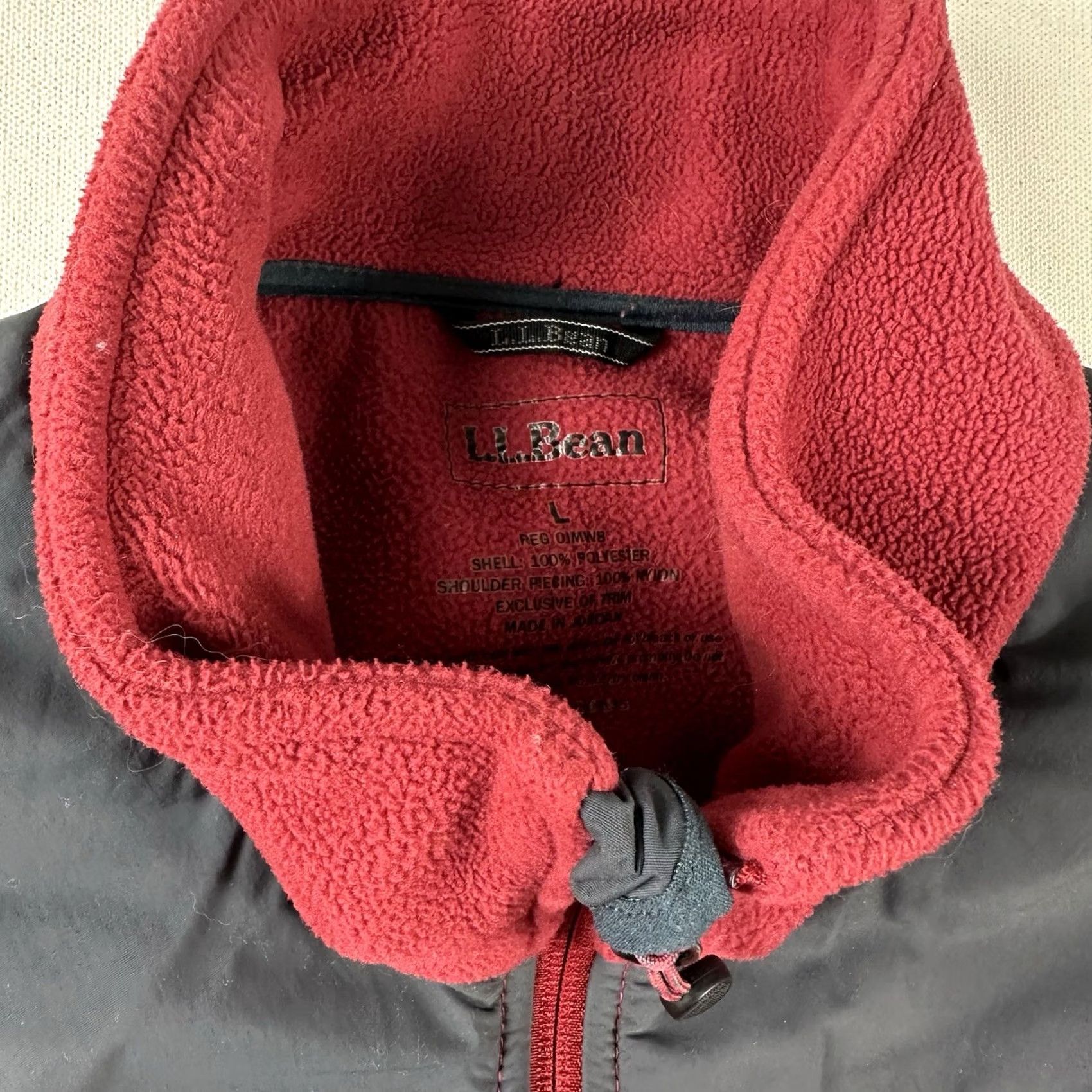 Vintage VINTAGE LL Bean Outdoors All Conditions Fleece Vest Men Large Polartec Wind Pro Red Gray Vest Mens L Football Size US L / EU 52-54 / 3 - 7 Thumbnail