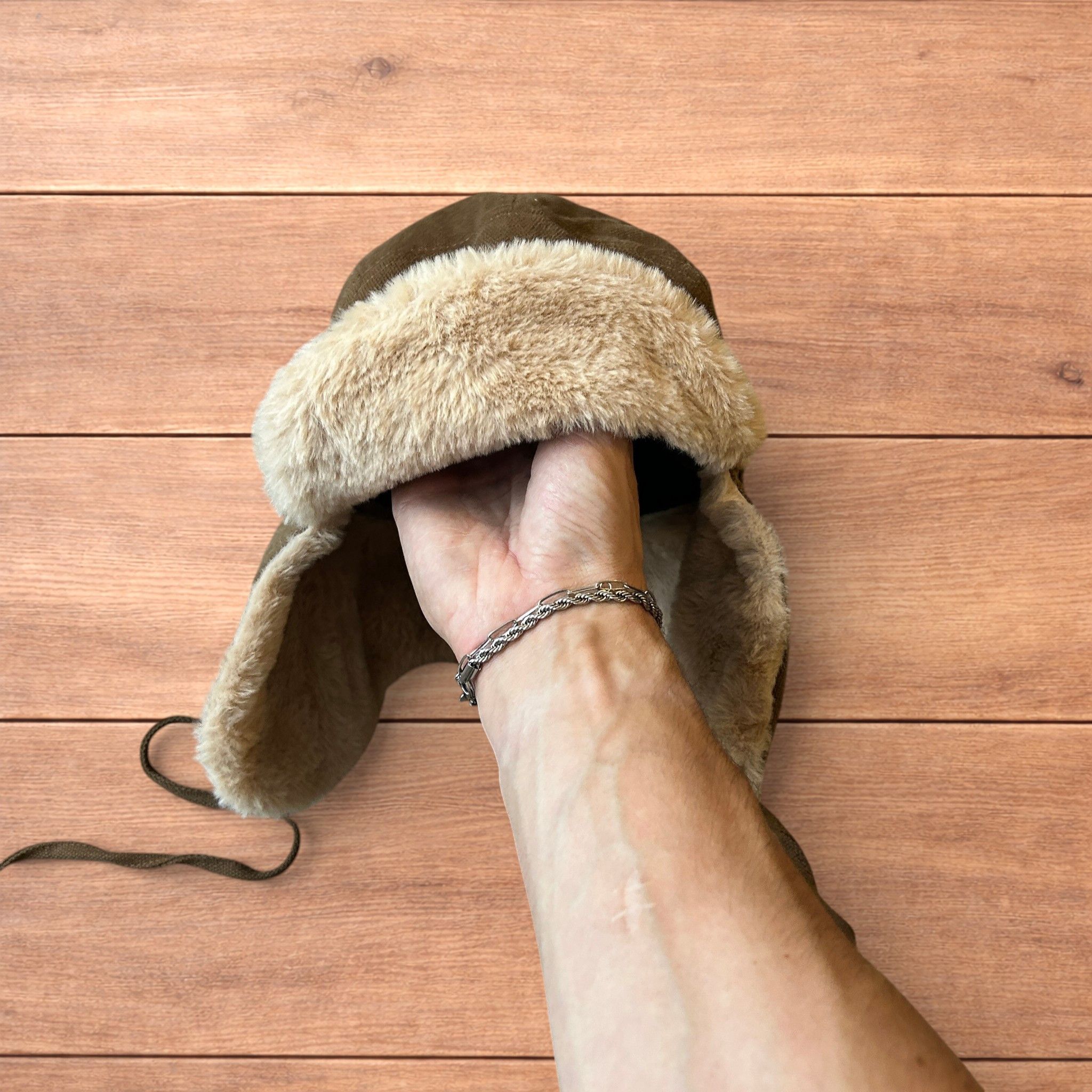 Japanese Brand Russian trapper ear flap hat in brown/beige colour way. Size ONE SIZE - 1 Thumbnail