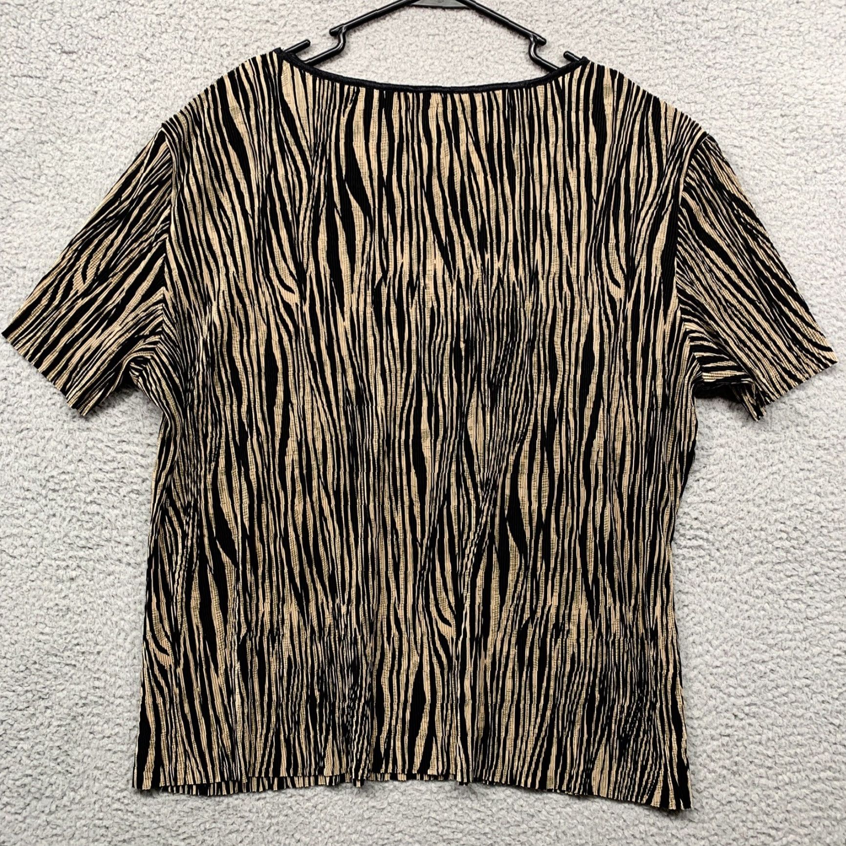 Lee KATHIE LEE Pullover Top Woman's XL Black Tan Textured Soft Stretch Short Sleeve Size XL / US 12-14 / IT 48-50 - 4 Thumbnail