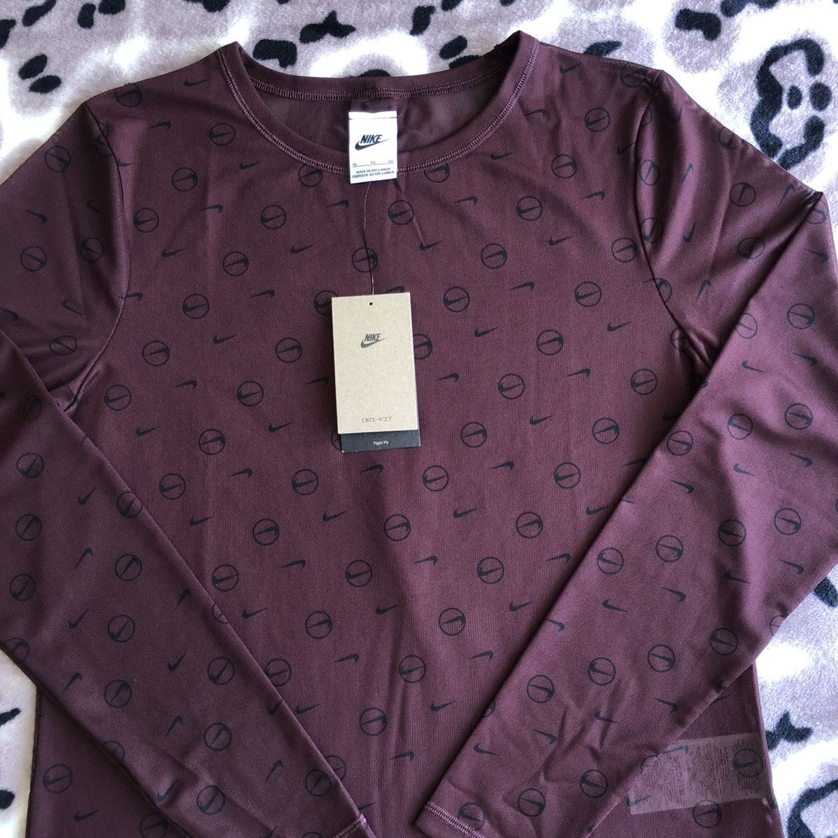 Nike Authentic Nike NSW Sheer Top Size XL / US 12-14 / IT 48-50 - 1 Thumbnail