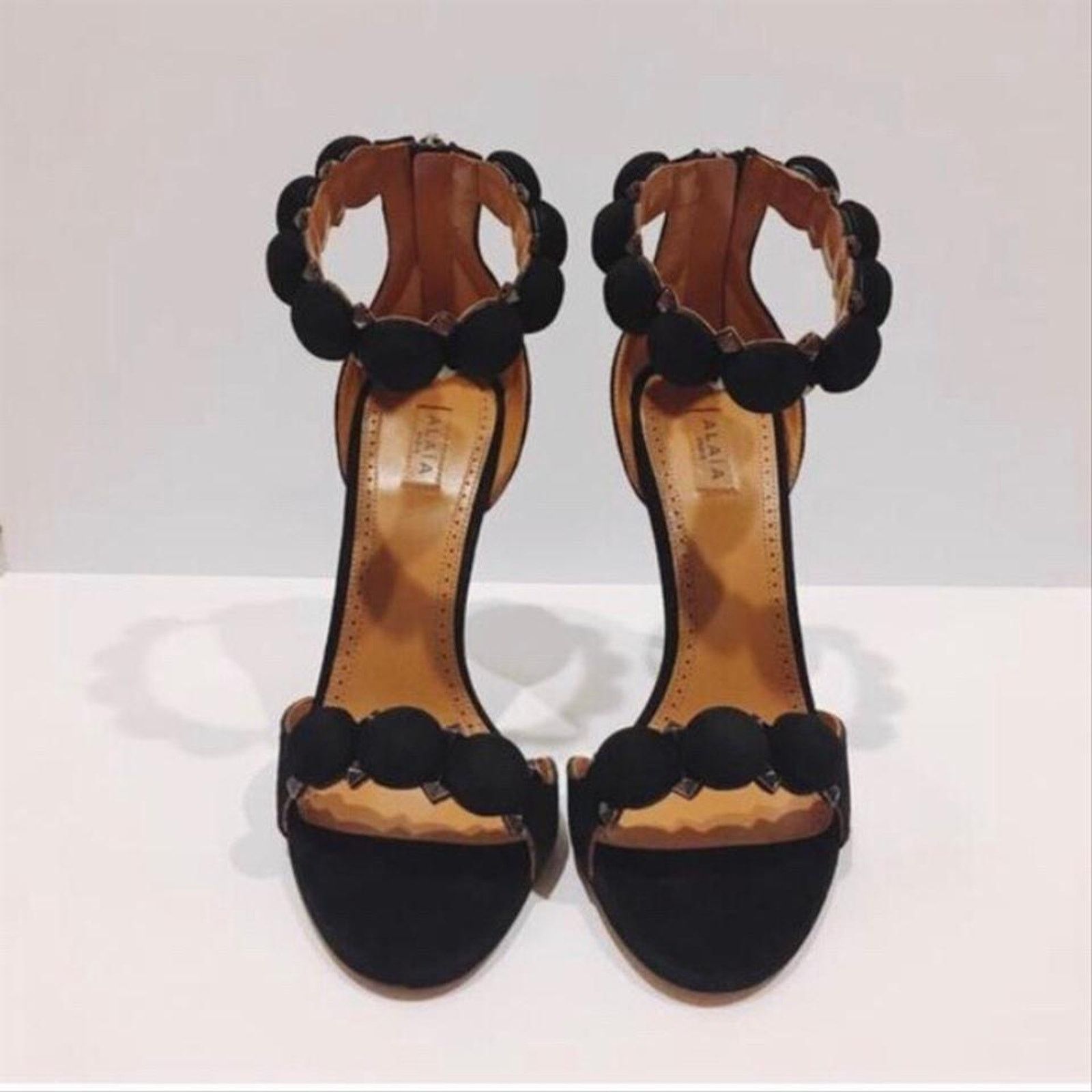 Alaia ALAIA Bombe 110 studded suede leather heels 38.5 Size US 8.5 / IT 38.5 - 7 Thumbnail