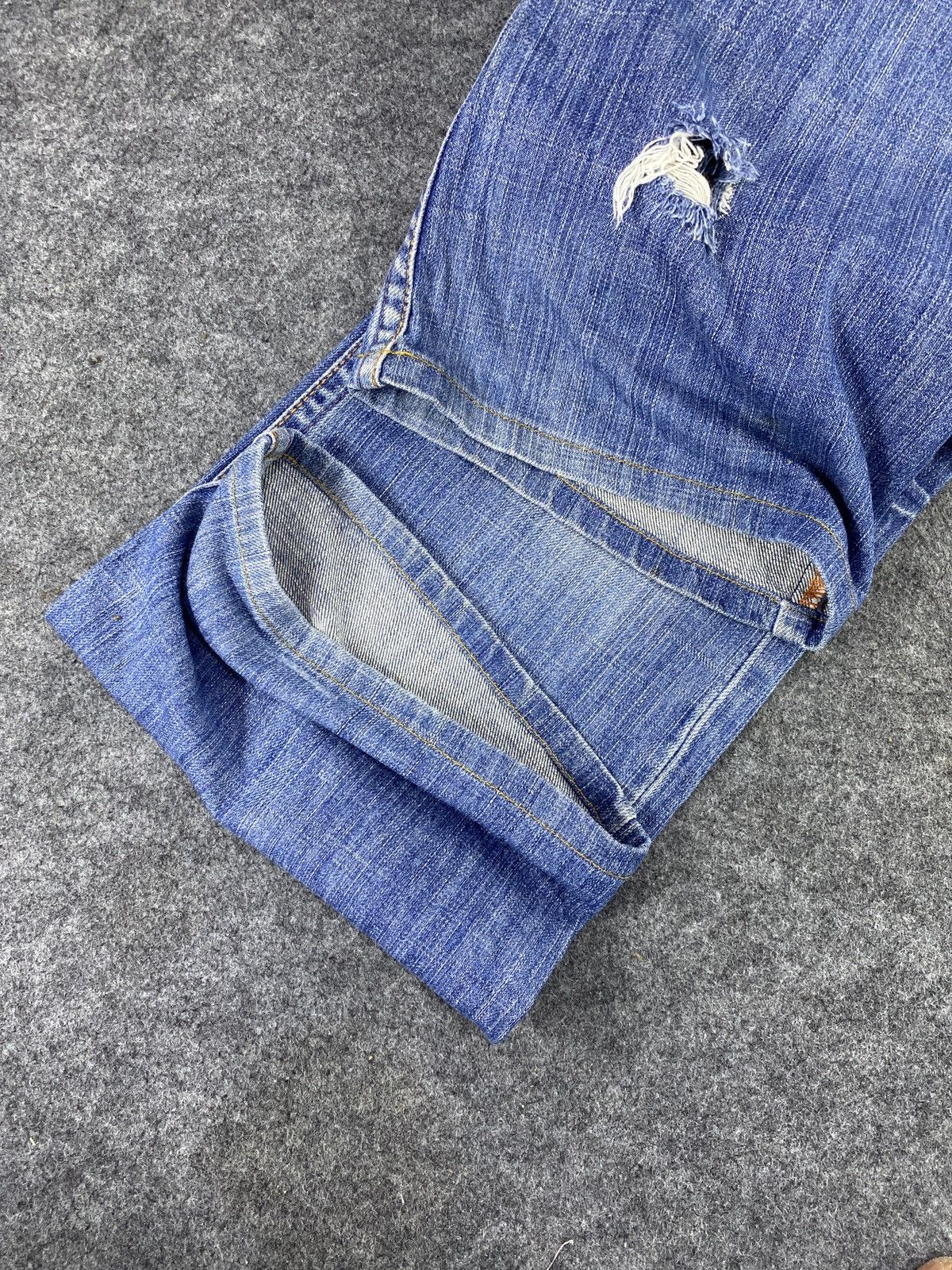 Japanese Brand Red Pepper Distress Blue Wash Denim - J971 Size US 37 - 13 Thumbnail