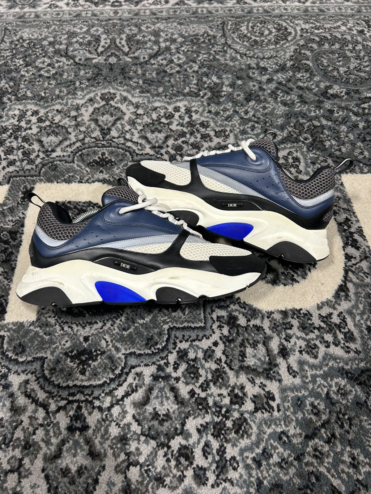 Size 46 / 13 US - Dior B22 ‘White and Blue’ Dior o1w1db10825 3SN231 B22 Low-Top Sneakers in White/Blue  main image 3