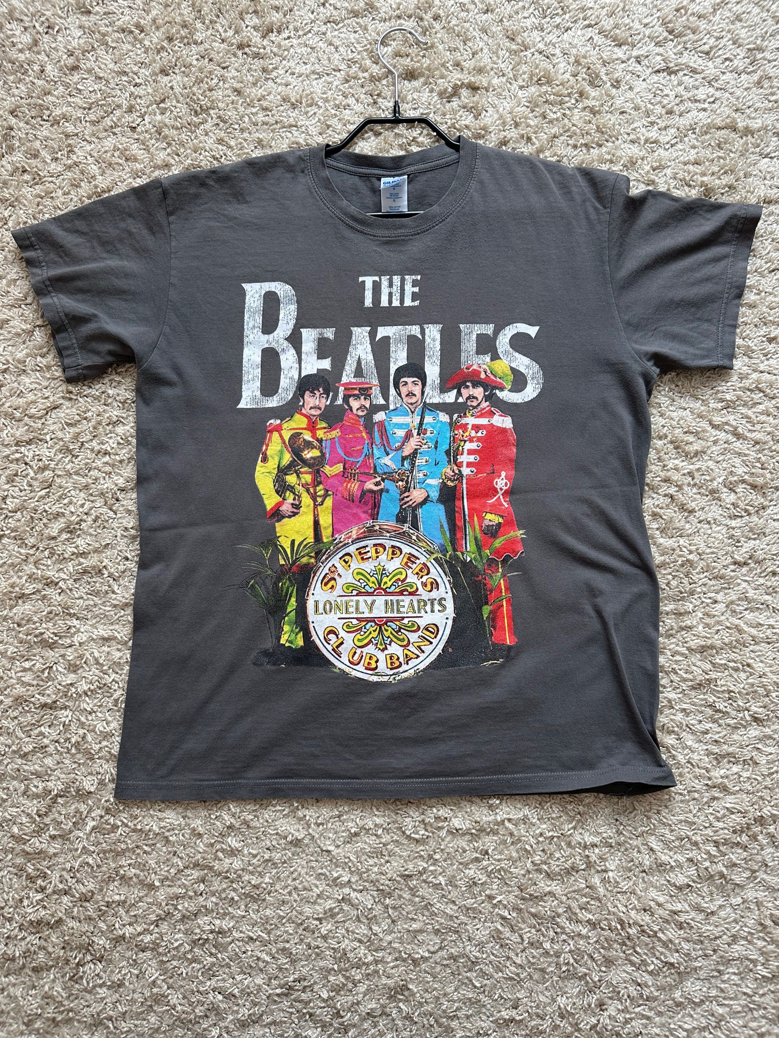 Band Tees The Beatles Sgt. Pepper's Lonely Hearts Club Band tee Size US L / EU 52-54 / 3 - 8 Thumbnail
