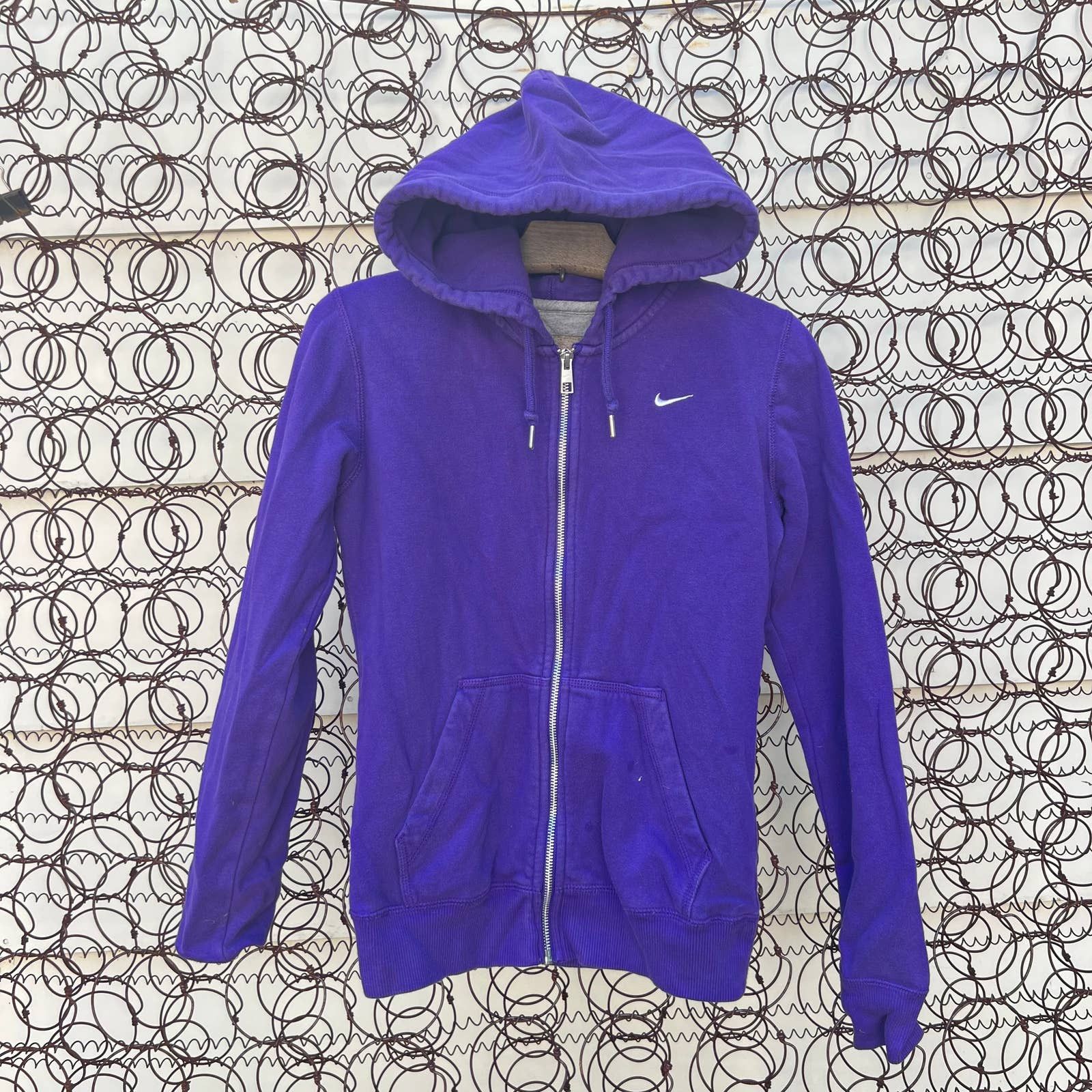 purple nike zip up hoodie