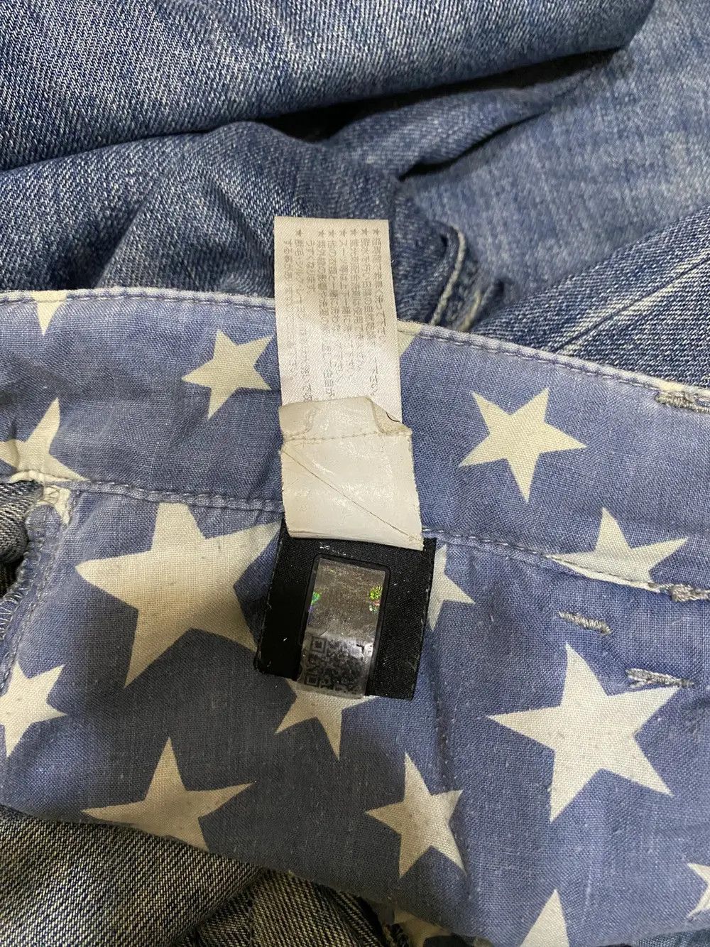 HYDROGEN Hydrogen Luxury Sportwear Jeans Distressed Bones Design Size US 31 - 17 Thumbnail