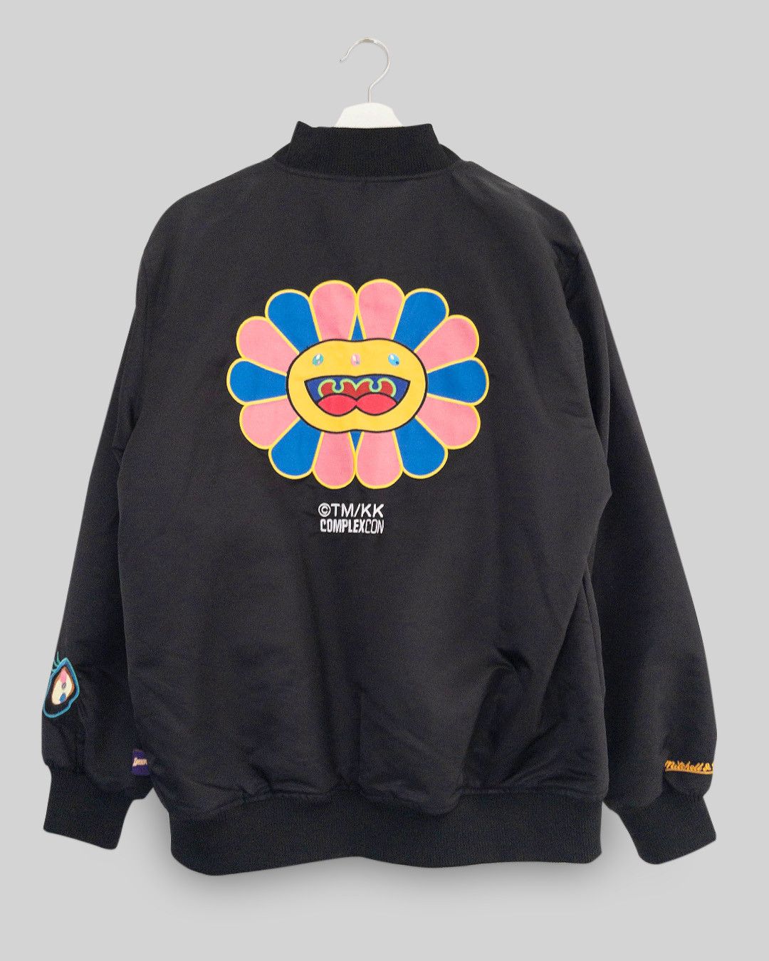 ComplexCon × Mitchell & Ness × Takashi Murakami ComplexCon x