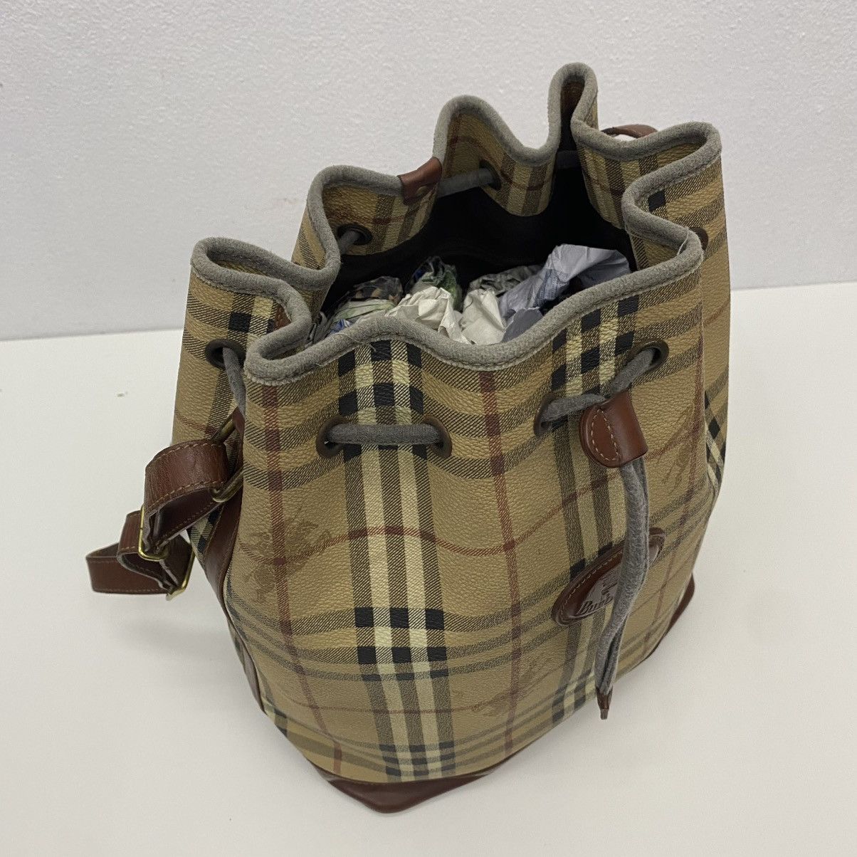 Burberry ‼️LASTDROP‼️BURBERRY NOVA CHECK BUCKET DRAWSTRING SHOULDER BAG Size ONE SIZE - 8 Thumbnail