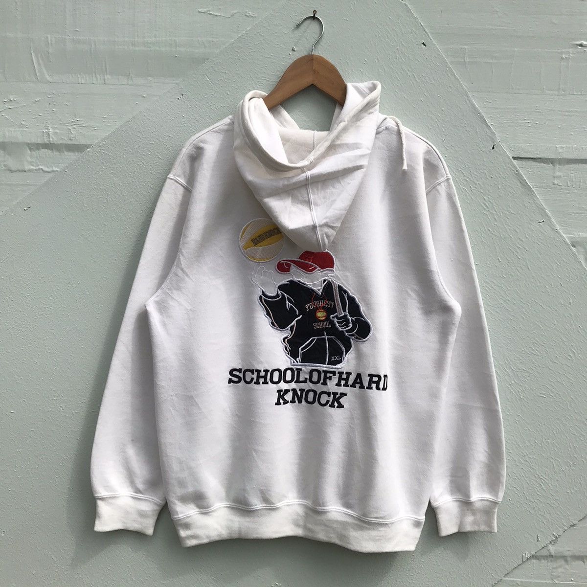 Rap Tees School Of Hard Knocks Embroidered Hoodie Pull Size US L / EU 52-54 / 3 - 1 Thumbnail