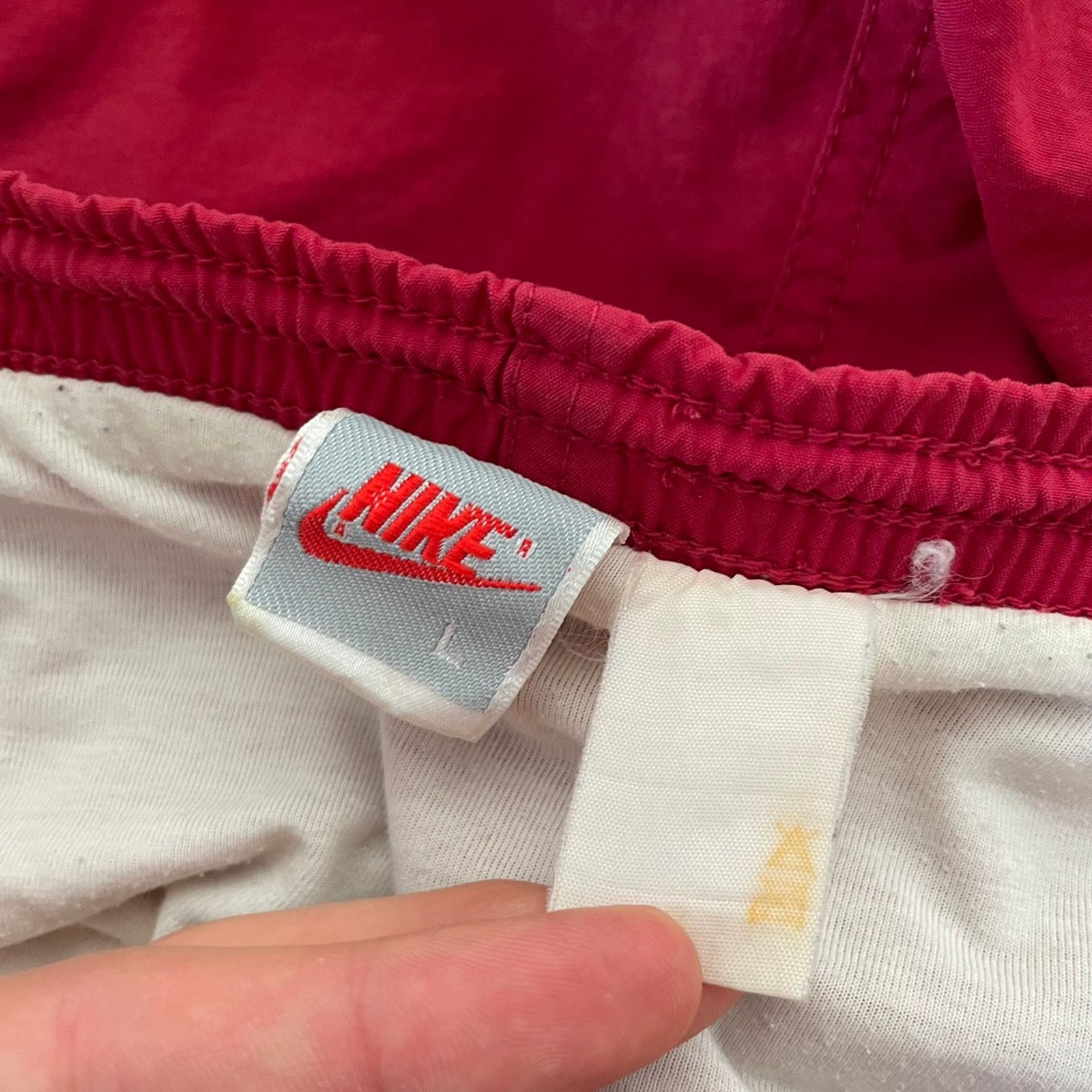Nike × Vintage Nike Vintage Shorts Red Size M 90s Size US 34 / EU 50 - 8 Thumbnail
