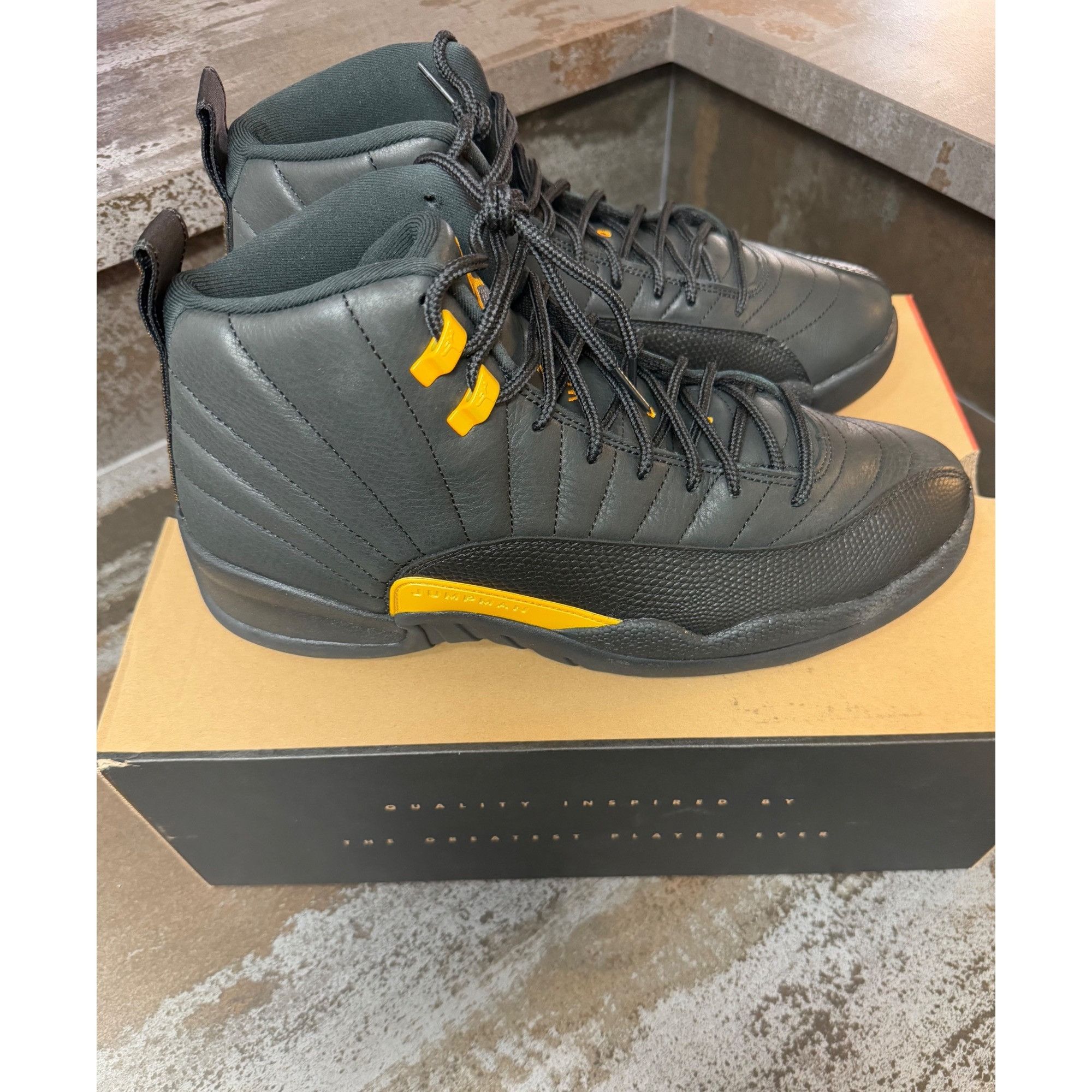 Jordan Brand Jordan 12 Retro Black Taxi Size 13- CT8013-071 Size US 13 / EU 46 - 3 Thumbnail