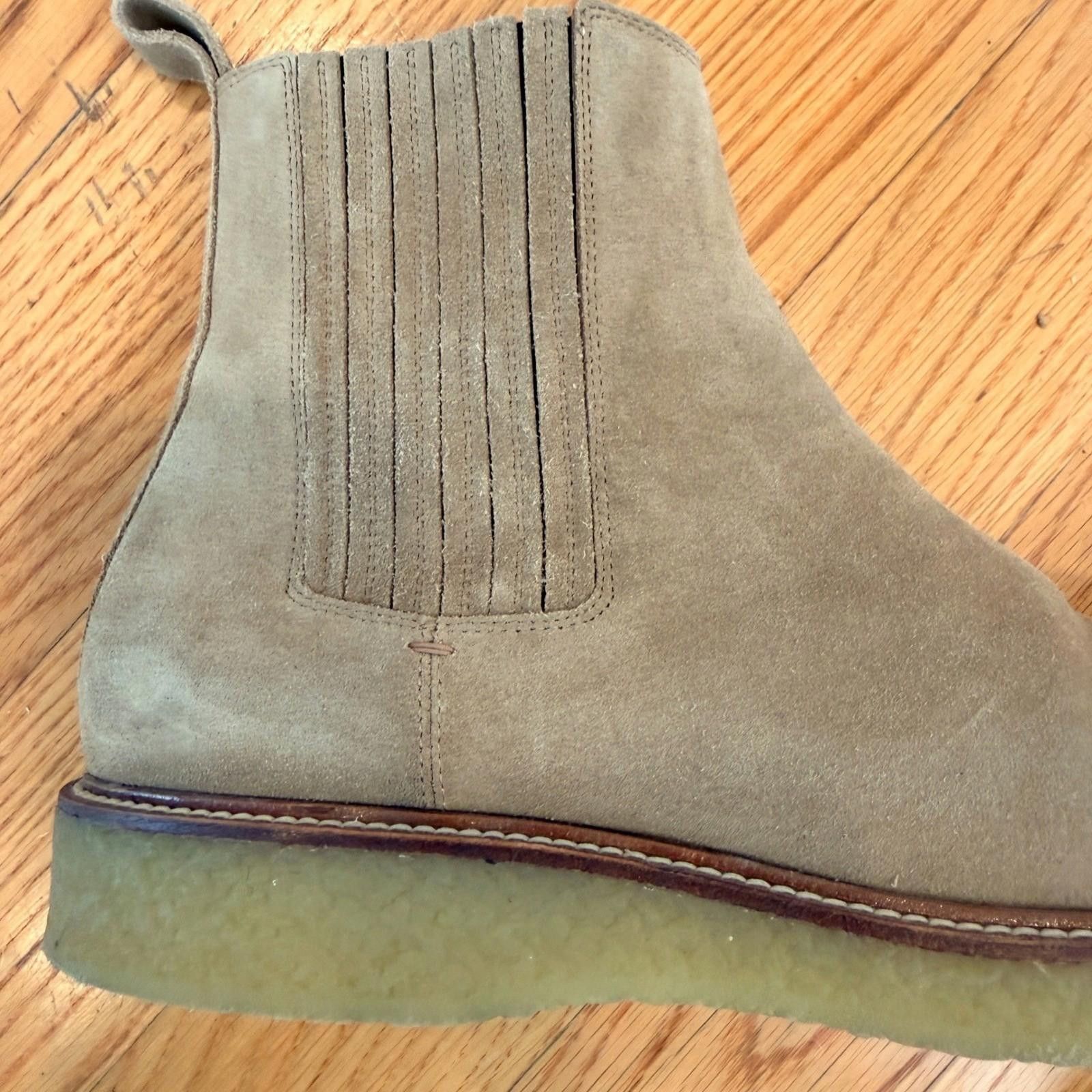 Saint Laurent Paris SAINT LAURENT Mens Hugo 35 Tan Suede Chelsea Boot Size 45 Size US 12 / EU 45 - 5 Thumbnail