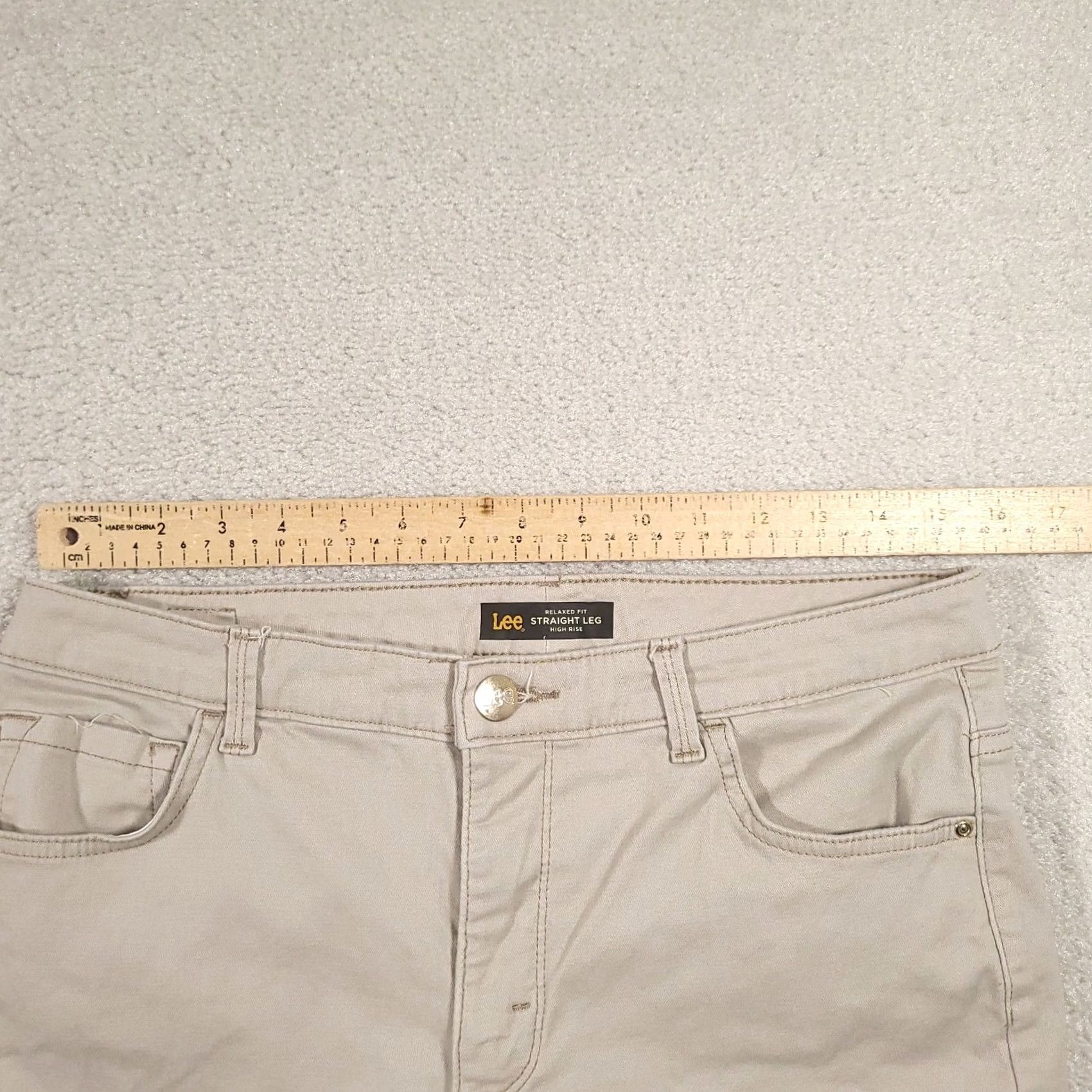 Lee Lee Pants Womens 12 Medium Relaxed High Rise Straight Leg Chino Beige Twill Cotton Spandex Pockets Inseam 30 Womens Size 34" / US 12 / IT 48 - 2 Thumbnail