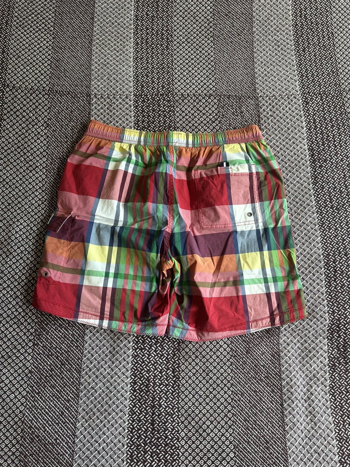 Tommy Hilfiger Vintage Tommy Hilfiger Swim Shorts Multicoloured Size M Size US 34 / EU 50 - 7 Thumbnail