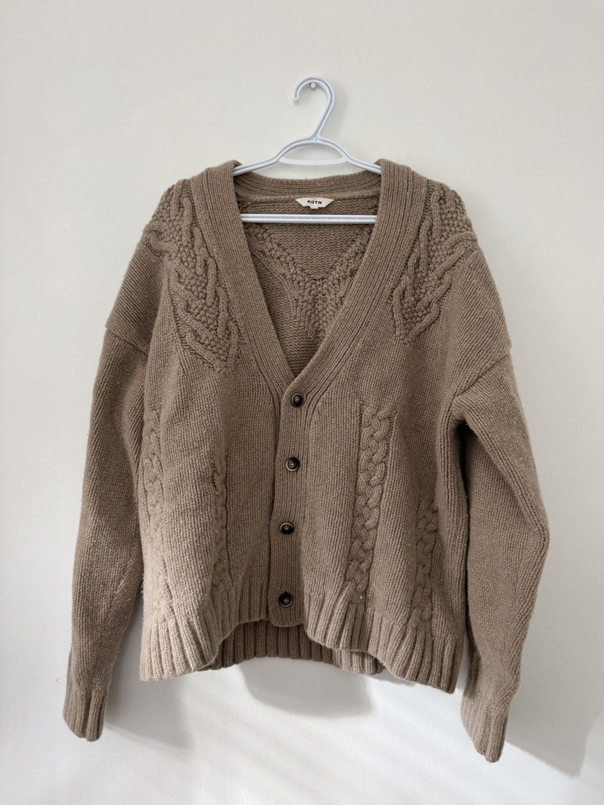 Kotn Beige Cable Knit Cardigan KOTN Size US L / EU 52-54 / 3 - 1 Thumbnail