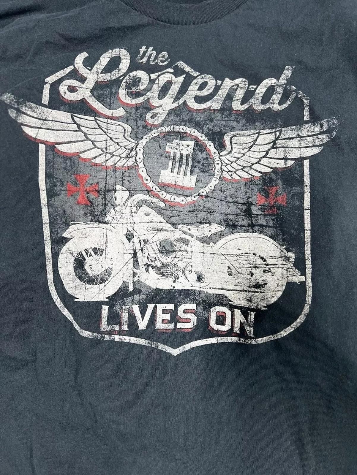 Gildan Motorcycle TShirt Legend Lives On Men’s Black Eagle Wings Size US XXL / EU 58 / 5 - 2 Thumbnail