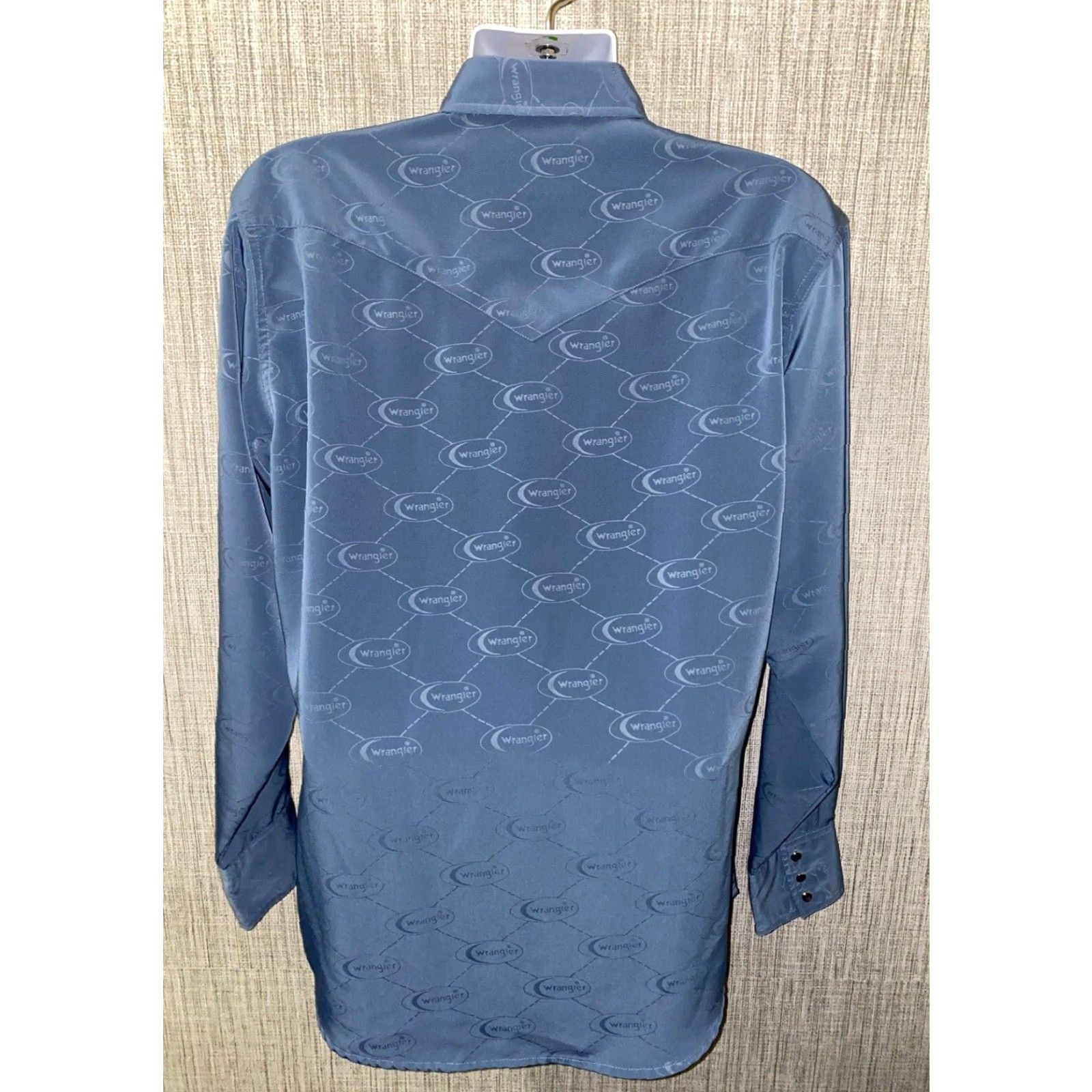 Wrangler VINTAGE Wrangler Mens Blue Snap Button Long Sleeve Shirt WRANGLER ALL OVER L Blue Button-Up Mens Regular Size L Size US L / EU 52-54 / 3 - 5 Thumbnail