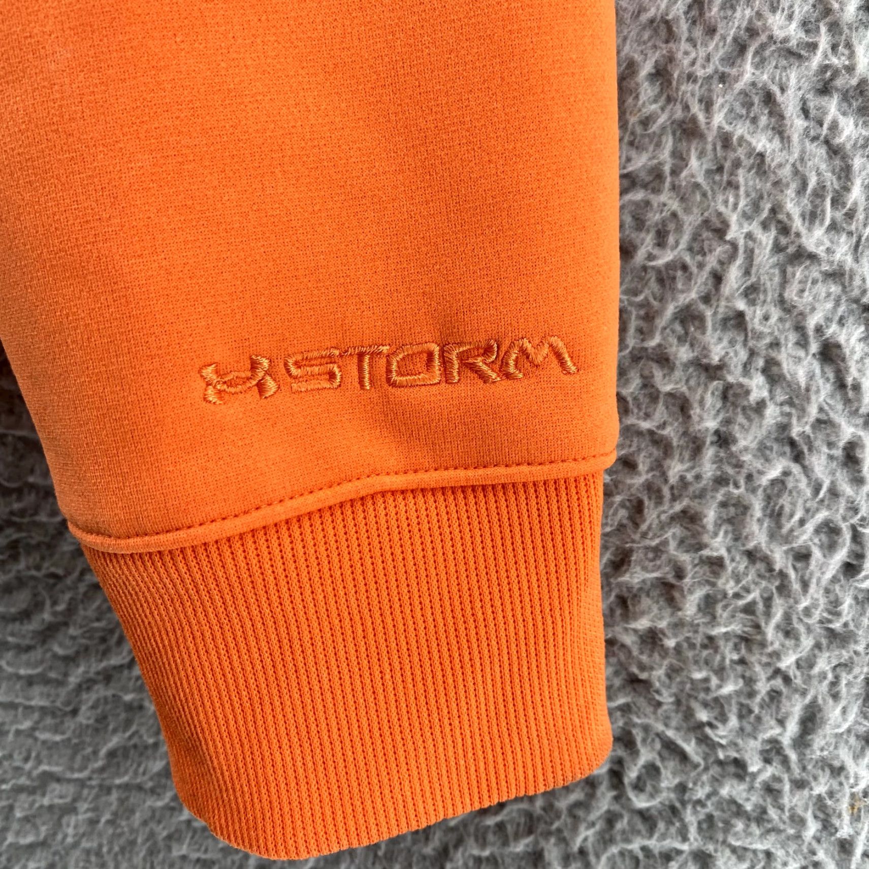 Under Armour Under Armour Storm Hoodie Men L Orange 90s Sportwear Athleisure Activewear Pullover Hoodie Jacket Mens Orange Storm 90s Under Armour Size US L / EU 52-54 / 3 - 2 Thumbnail