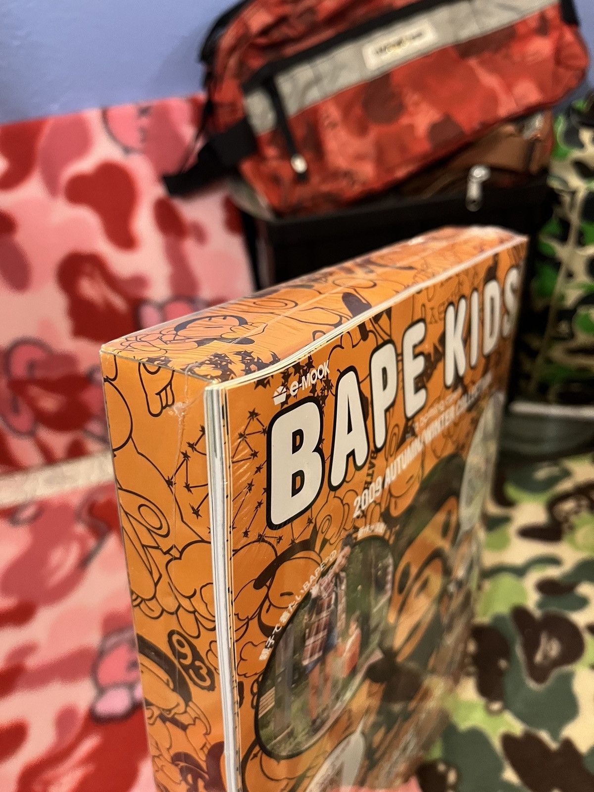 Bape Bape Bag & Magazine 2009 Size ONE SIZE - 2 Thumbnail