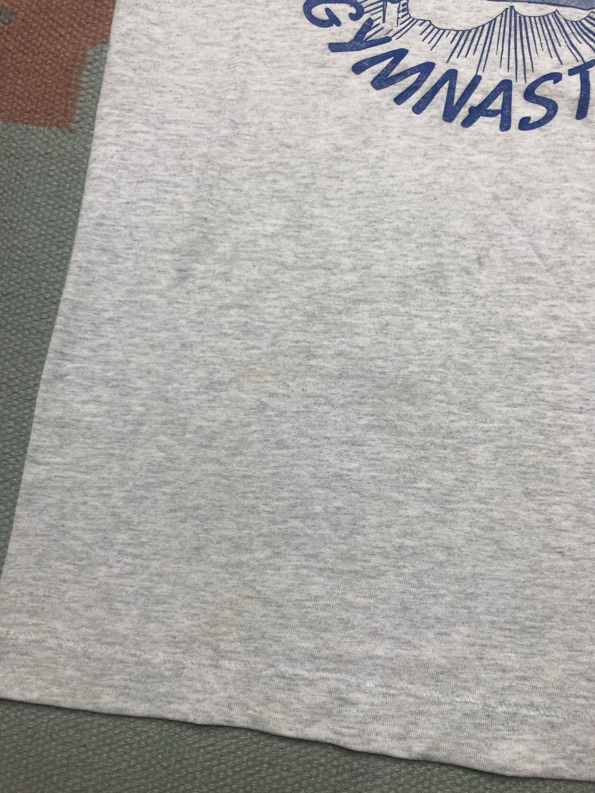 Vintage Vtg 90s tshirt Hillsdale gymnastics Michigan single stitch S Size US S / EU 44-46 / 1 - 3 Thumbnail