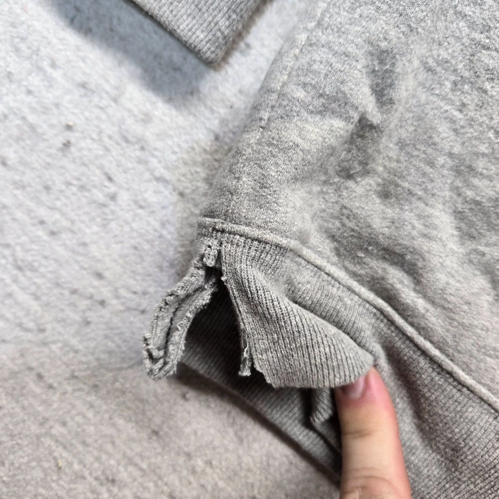 Southern Proper VINTAGE Southern Proper Gray Pullover Sweater Women's Size S Crew Neck Acrylic Long Sleeve Fall Winter Women Size S / US 4 / IT 40 - 4 Thumbnail