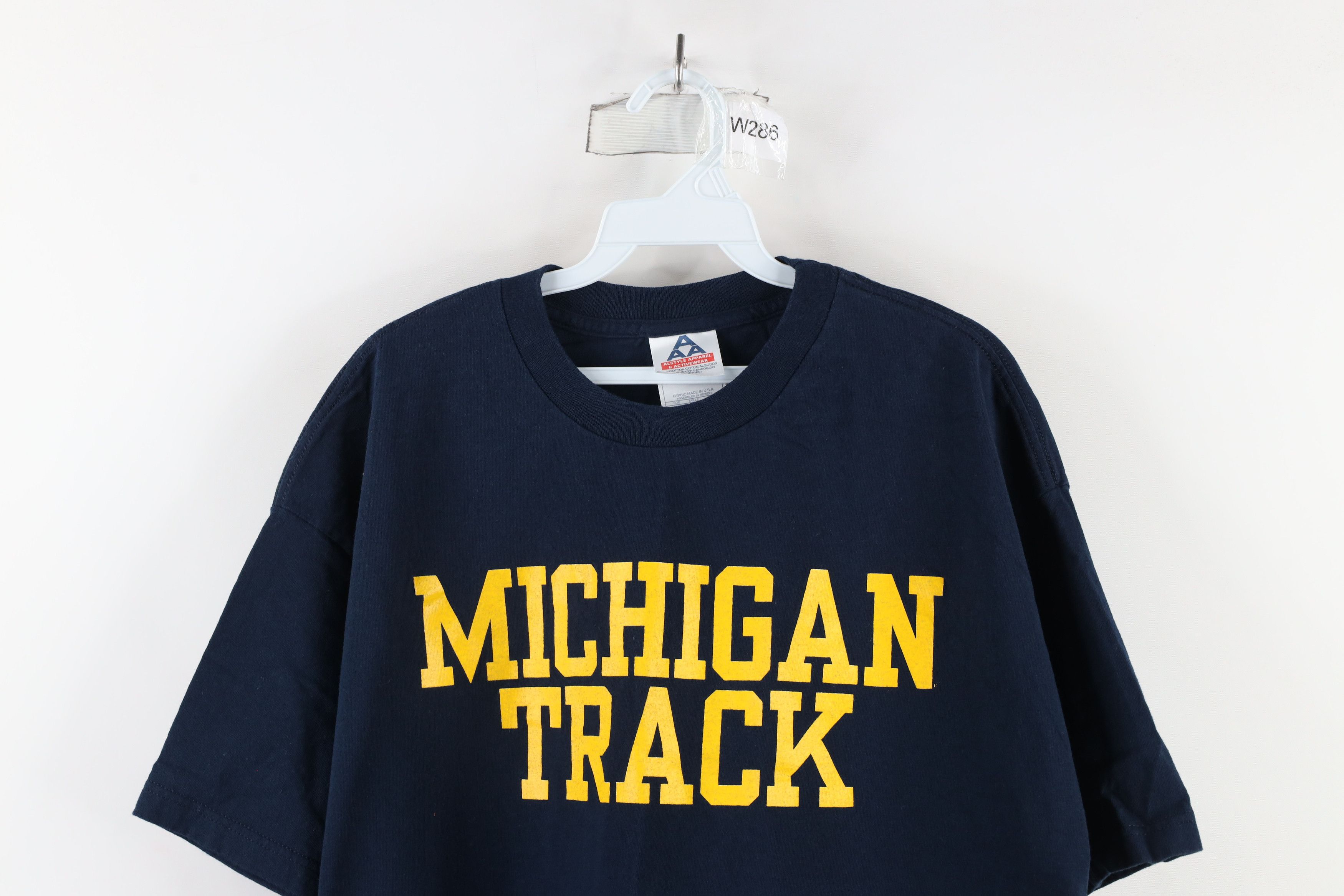 Vintage Vintage 90s University of Michigan Track & Field T-Shirt Size XL / US 12-14 / IT 48-50 - 2 Thumbnail