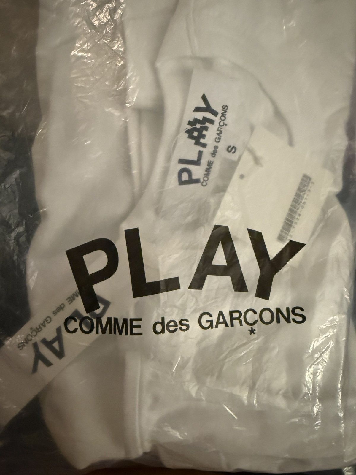 Comme des Garcons PLAY CDG X Invader collab Size US S / EU 44-46 / 1 - 7 Thumbnail