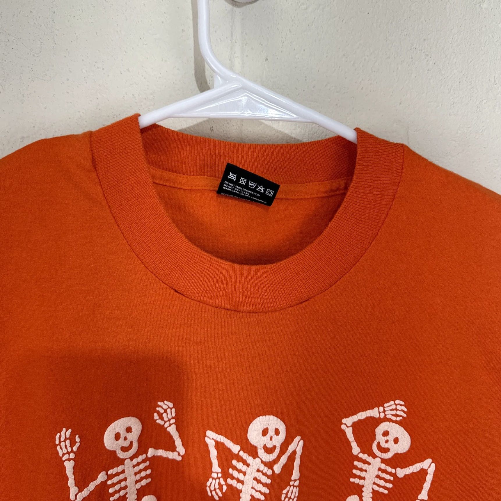Fruit Of The Loom VINTAGE Fruit of the Loom T-Shirt Adult Men 90s Halloween Orange XL Cotton Blend Graphic Print Skeleton Dancing Crew Neck Short Sleeve Mens Size US XL / EU 56 / 4 - 5 Thumbnail