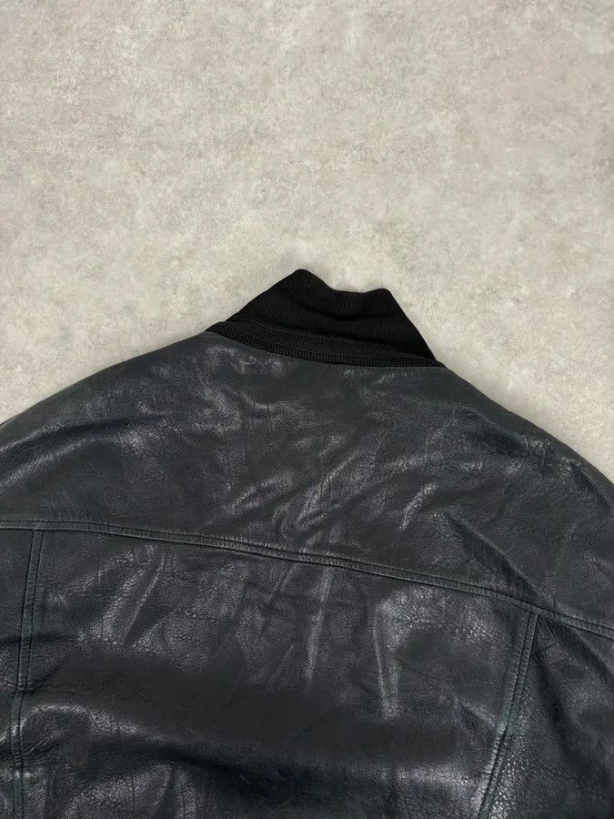 Yves Saint Laurent 2000s Yves Saint Laurent Black Leather Logo Bomber Jacket Size US L / EU 52-54 / 3 - 6 Thumbnail