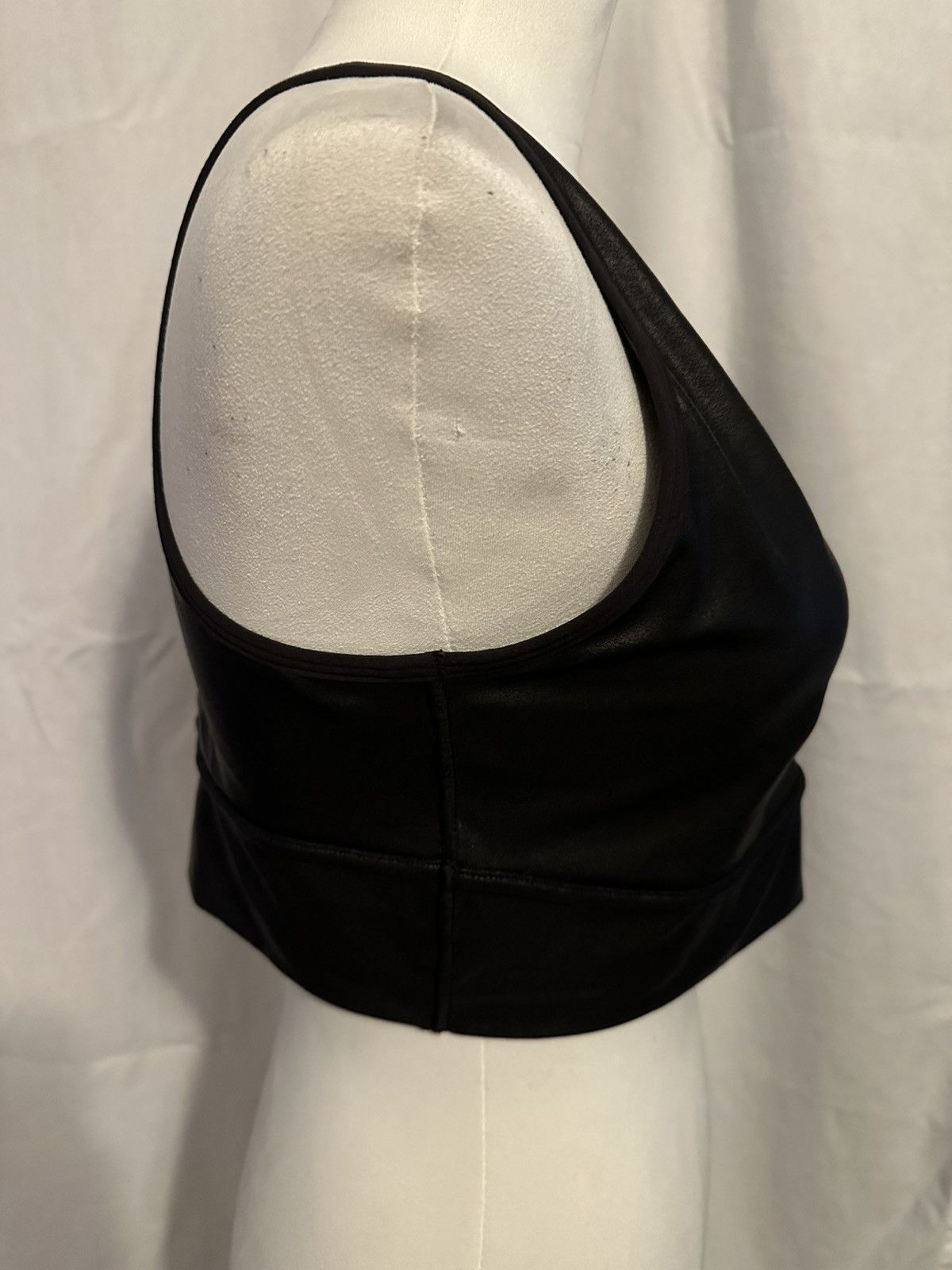 Spanx Spanx Women's Faux Leather V-Neck Crop Top Black Size XL Size ONE SIZE - 2 Thumbnail