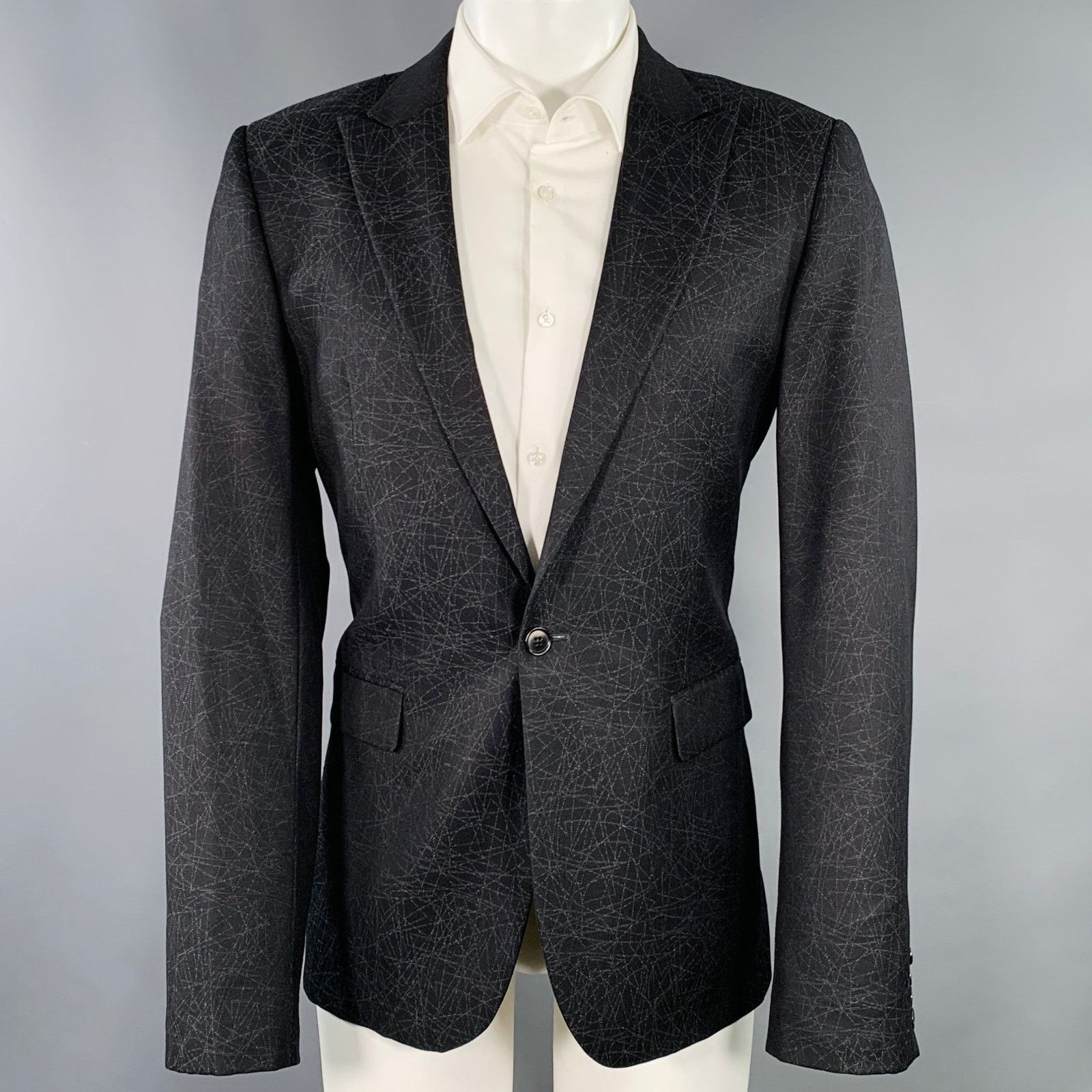 Calvin Klein CALVIN KLEIN Black Grey Lines Virgin Wool Tuxedo Sport Size 38R - 1 Thumbnail