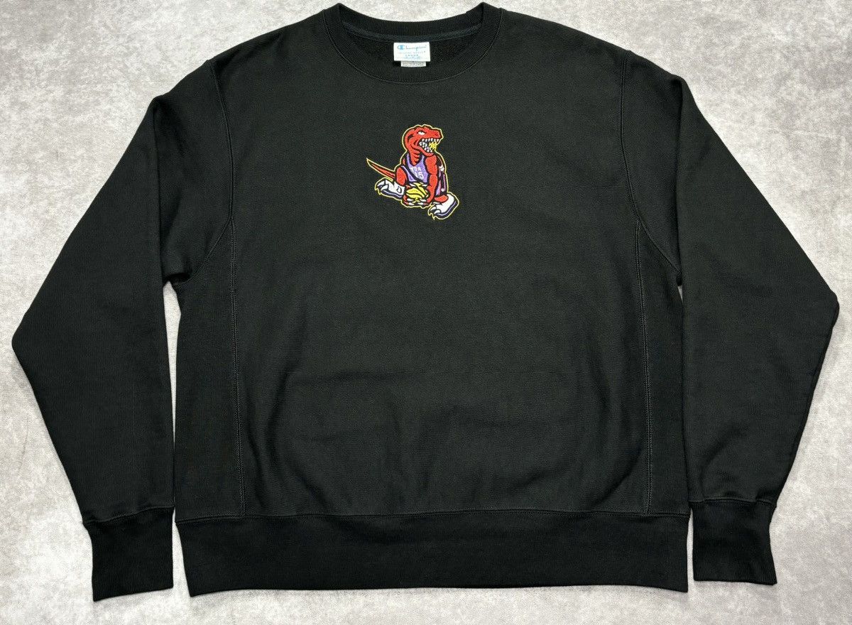 Champion Champion Reverse Weave Crewneck Sweatshirt Toronto Raptors Size US L / EU 52-54 / 3 - 2 Thumbnail