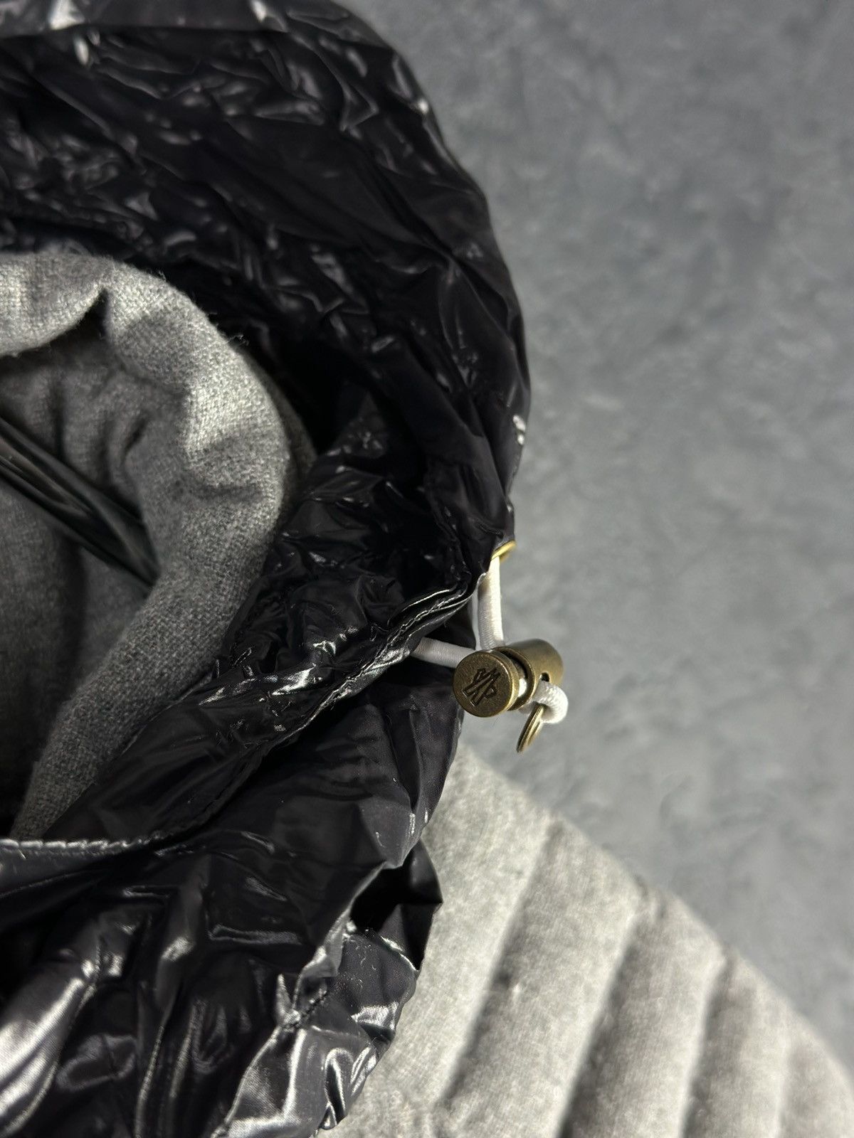 Moncler Moncler Chartreuse Down Jacket Grey Men's Size 1 Size US S / EU 44-46 / 1 - 12 Thumbnail