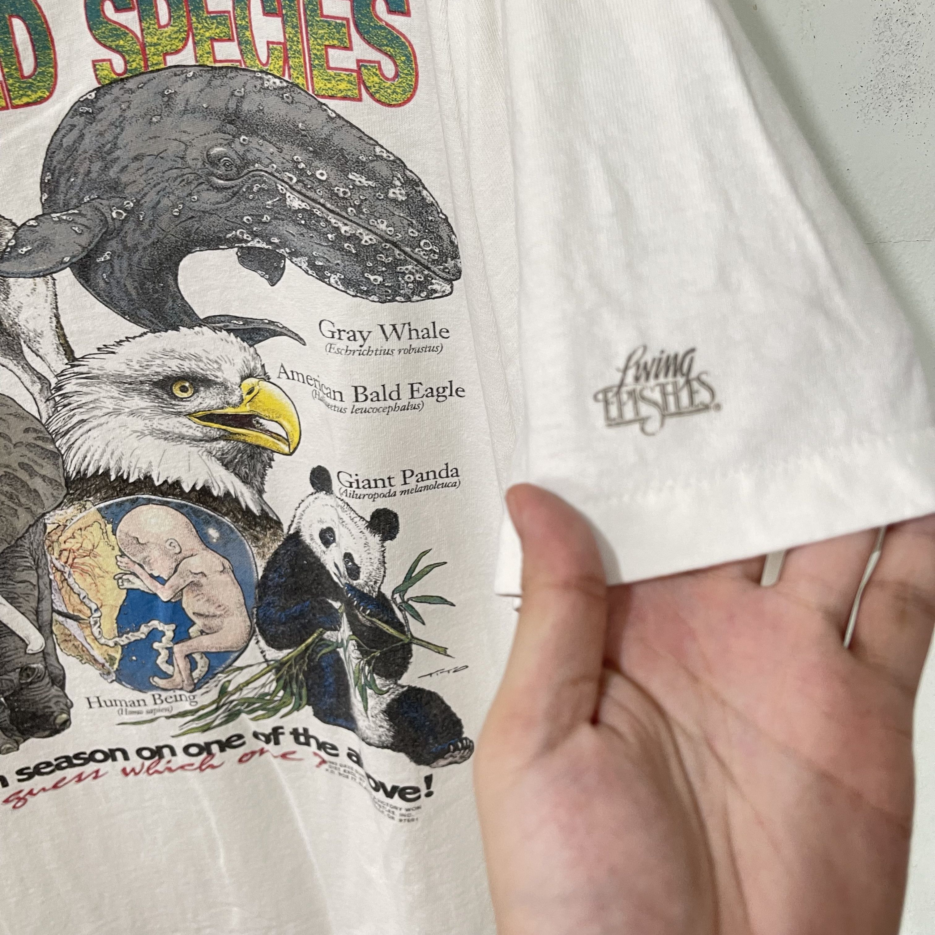 Vintage Vintage 1992 Endangered Species T-Shirt Size US XL / EU 56 / 4 - 6 Thumbnail