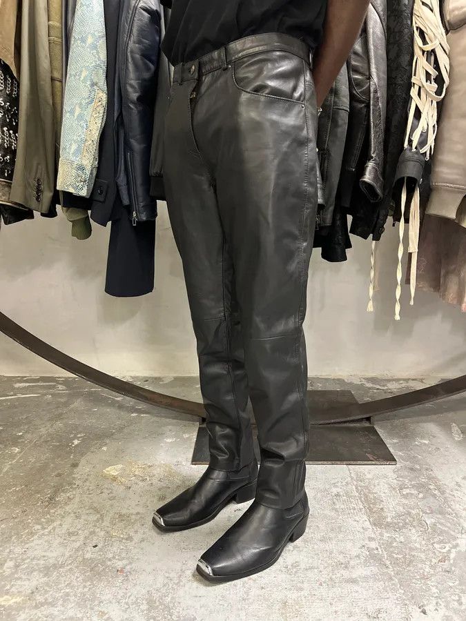 Just Cavalli 2000s Cavalli Black Minimalist Leather Pants Size 25" / US 0 / IT 36 - 3 Thumbnail