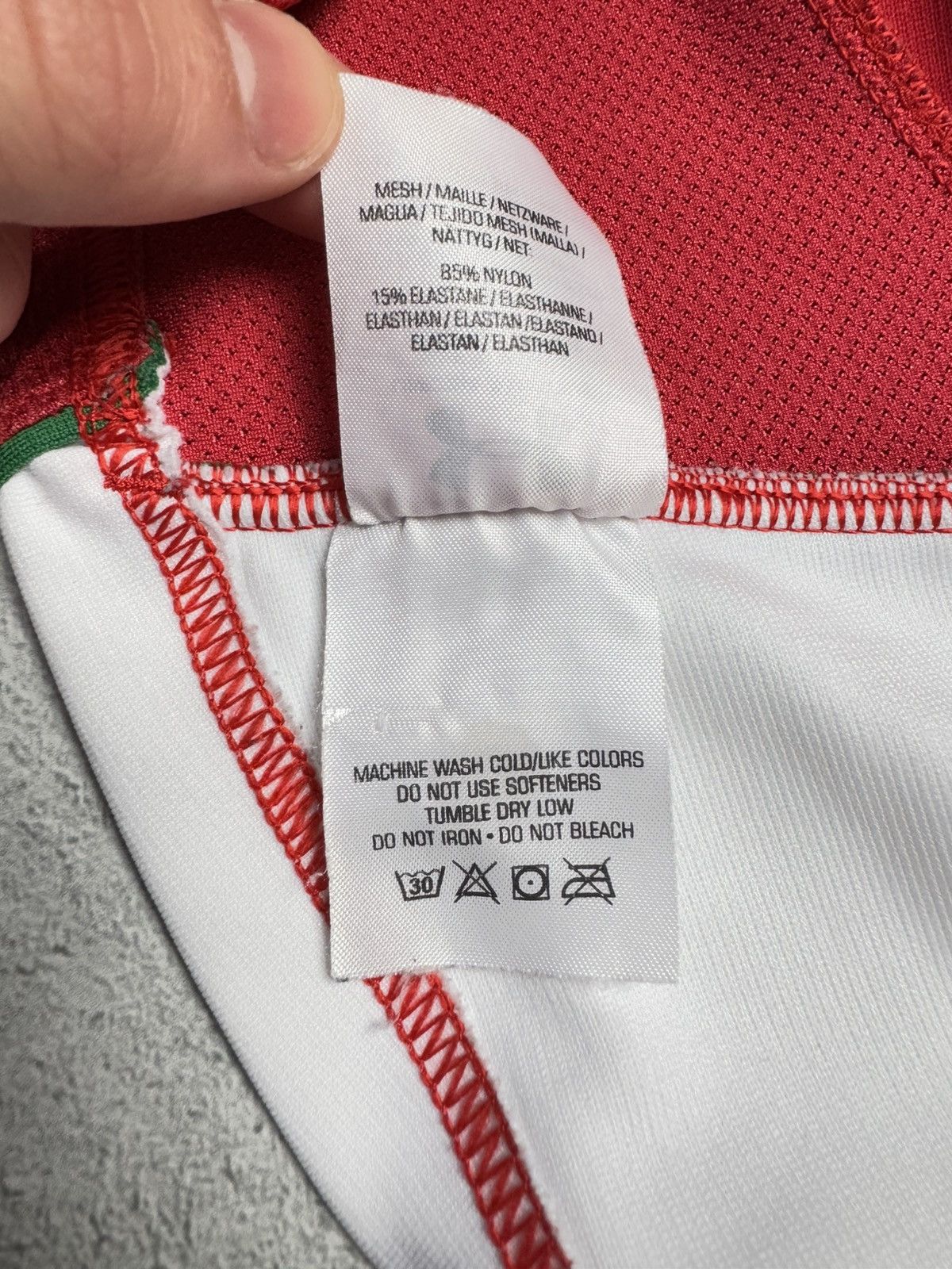 Under Armour WRU Cymru Wales 2008 2009 Home Rugby Jersey Under Armour Size US XL / EU 56 / 4 - 9 Thumbnail